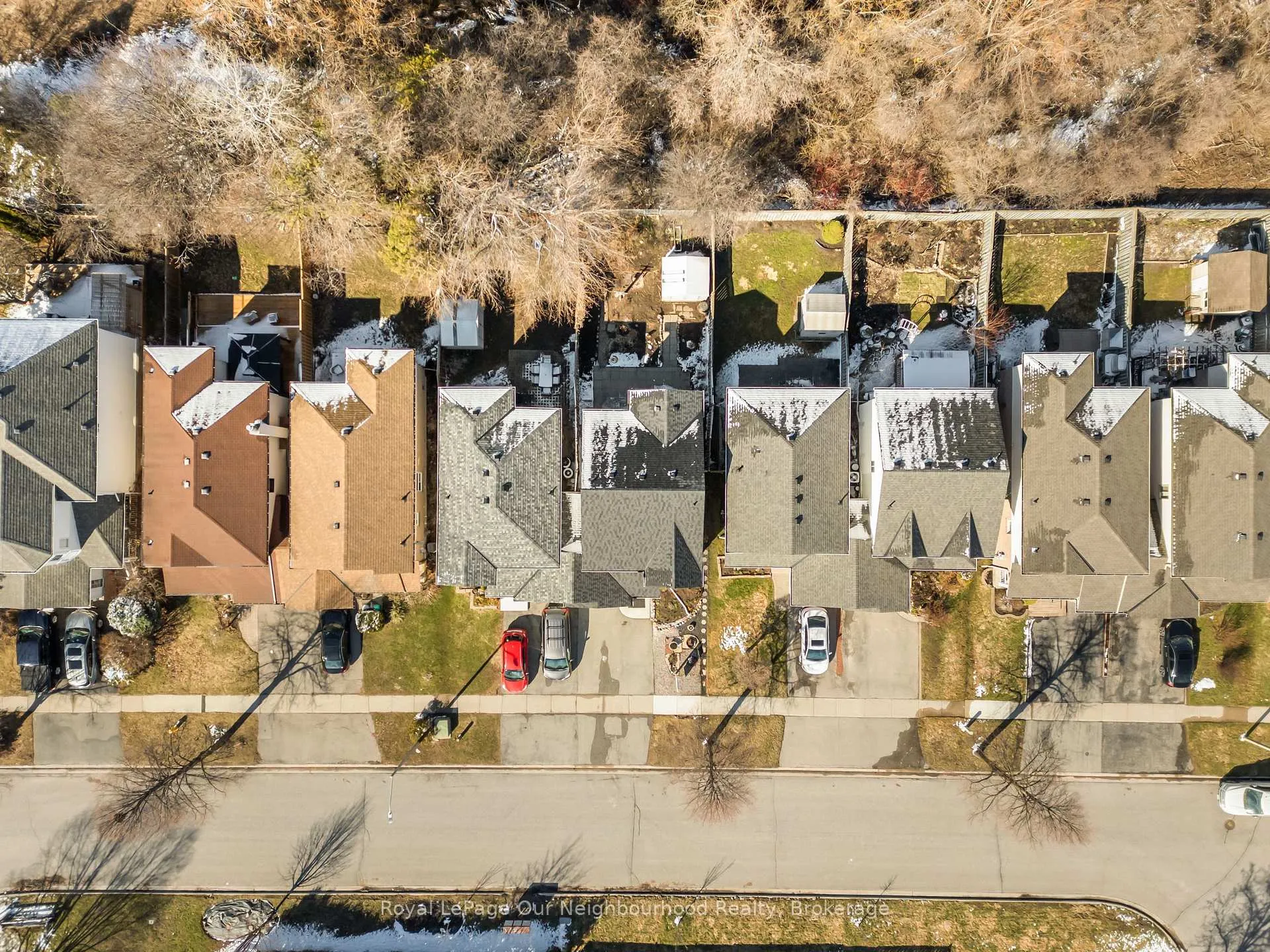 Photo 40 of 1110 Snowberry Street, Oshawa, Pinecrest — HOMEH