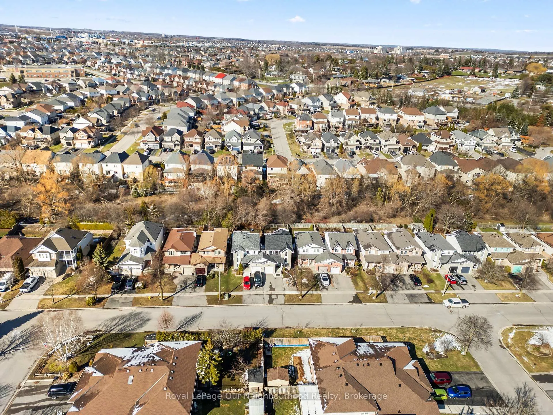 Photo 42 of 1110 Snowberry Street, Oshawa, Pinecrest — HOMEH