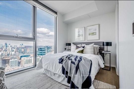 Photo 4 of Unit 3802, 16 Bonnycastle Street, Toronto, Waterfront Communities — HOMEH