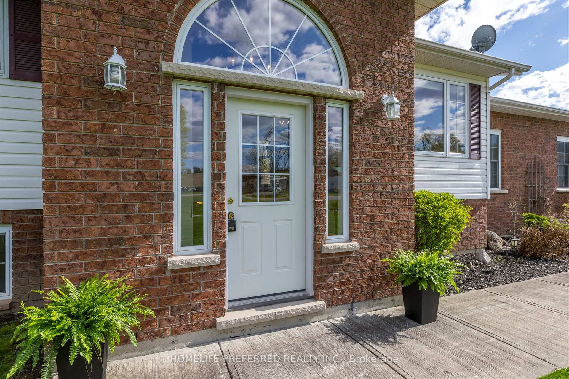 Photo 7 of 2445 Workman Street, Cavan Monaghan, Cavan Twp — HOMEH