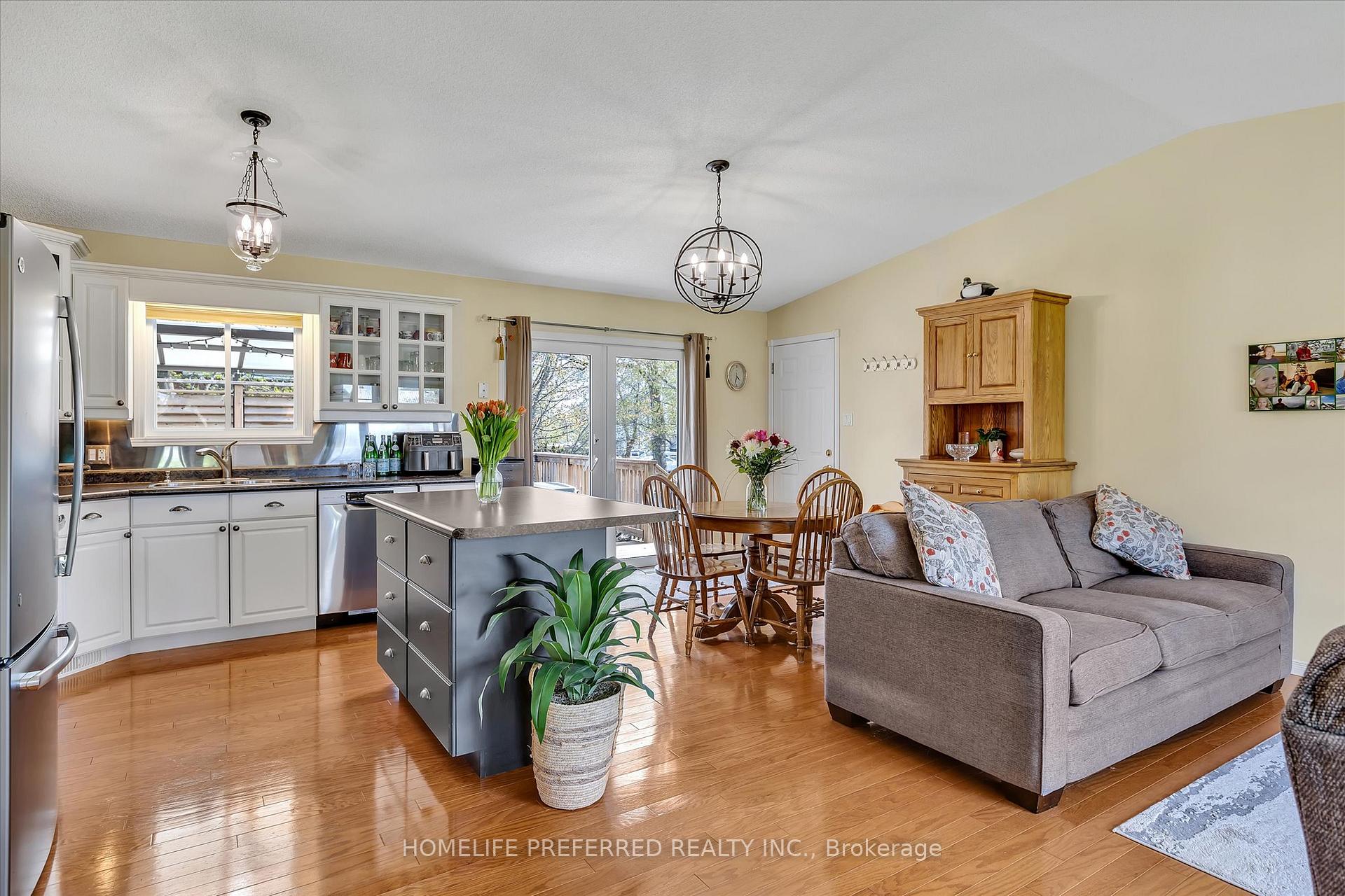 Photo 9 of 2445 Workman Street, Cavan Monaghan, Cavan Twp — HOMEH