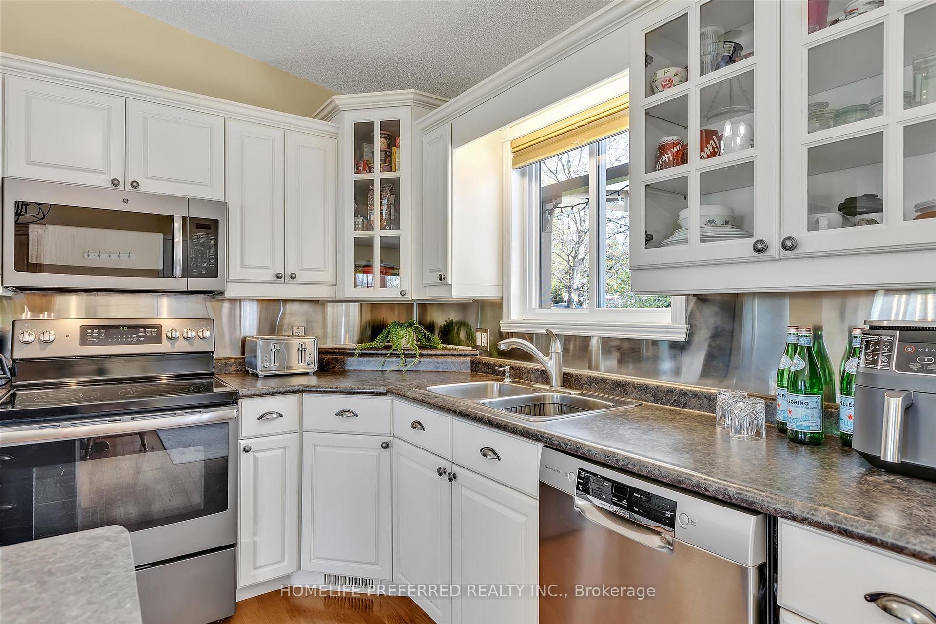 Photo 14 of 2445 Workman Street, Cavan Monaghan, Cavan Twp — HOMEH
