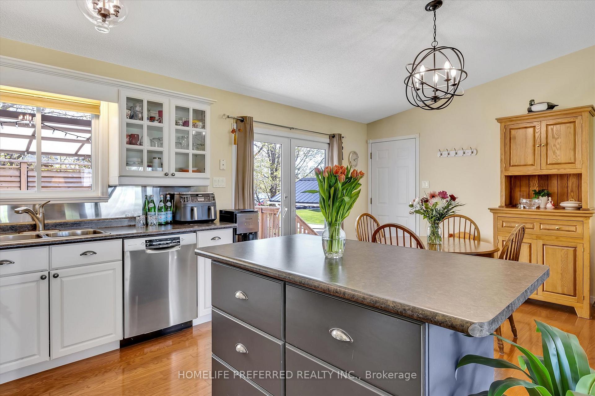 Photo 17 of 2445 Workman Street, Cavan Monaghan, Cavan Twp — HOMEH