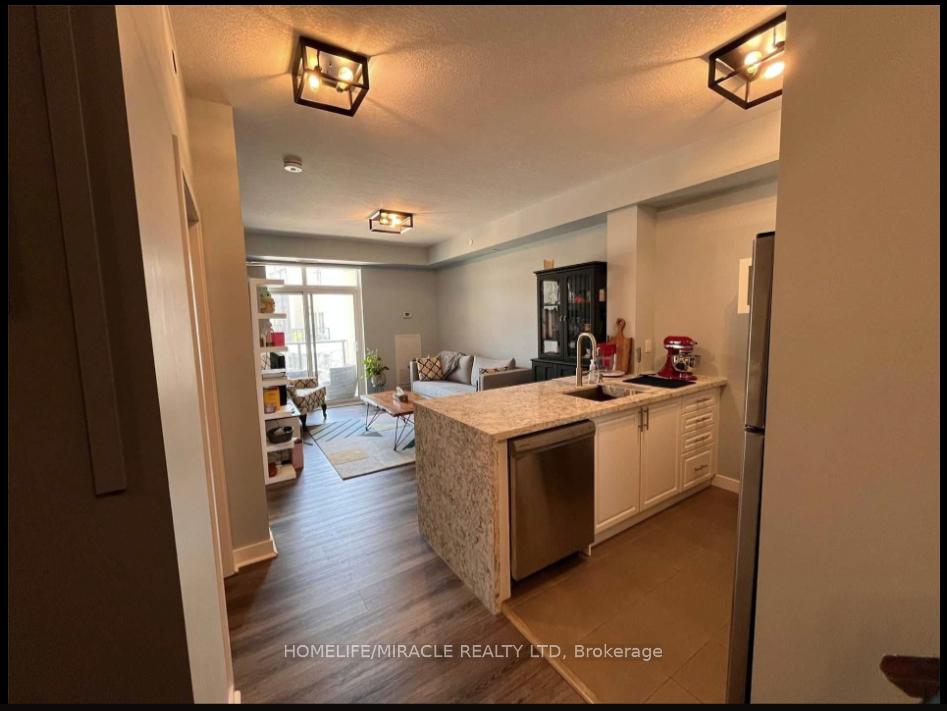 Photo 6 of Unit 210, 125 Shoreview Place, Hamilton, Lakeshore — HOMEH