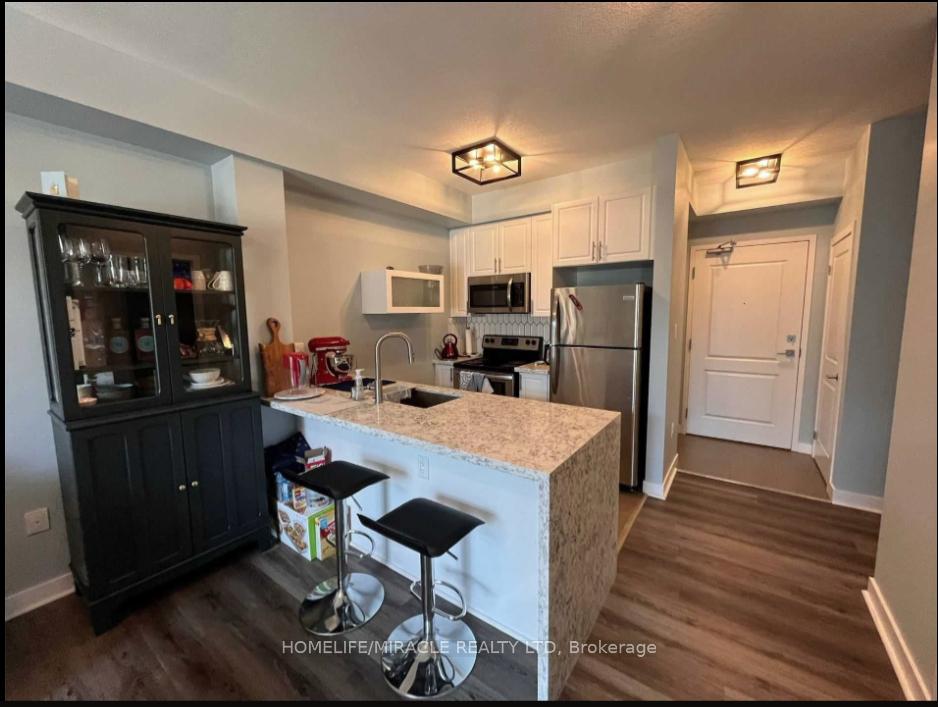 Photo 7 of Unit 210, 125 Shoreview Place, Hamilton, Lakeshore — HOMEH