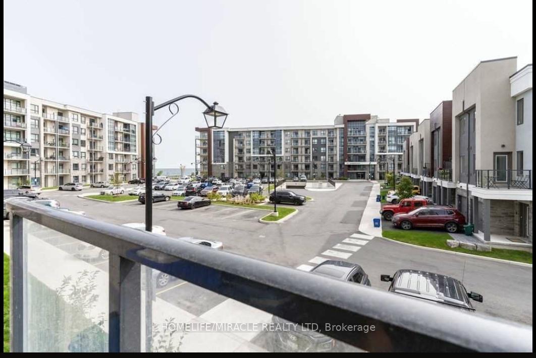 Photo 11 of Unit 210, 125 Shoreview Place, Hamilton, Lakeshore — HOMEH
