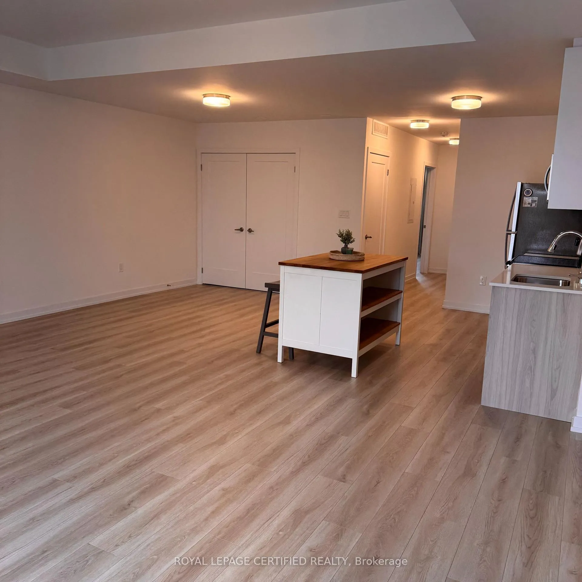 Photo 4 of Unit P16, 25 Palace Street, Kitchener — HOMEH