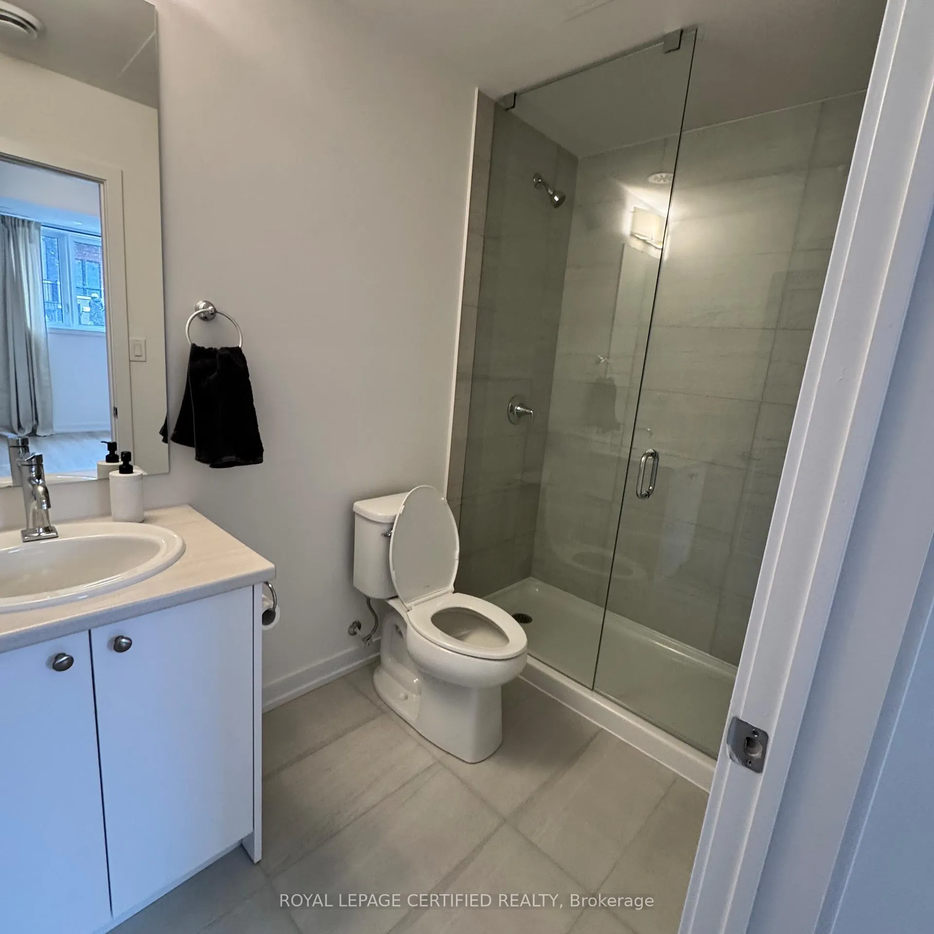 Photo 10 of Unit P16, 25 Palace Street, Kitchener — HOMEH