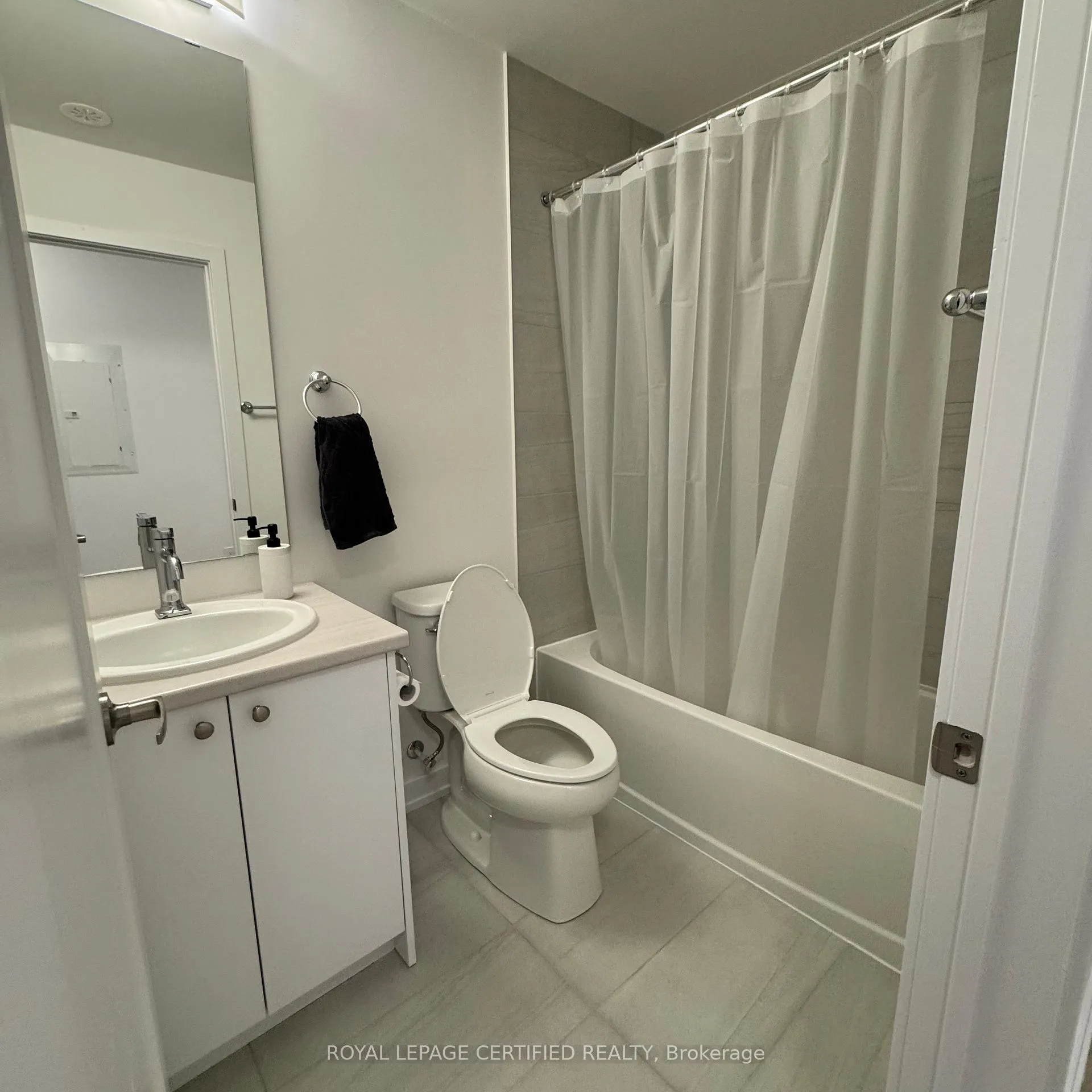 Photo 12 of Unit P16, 25 Palace Street, Kitchener — HOMEH