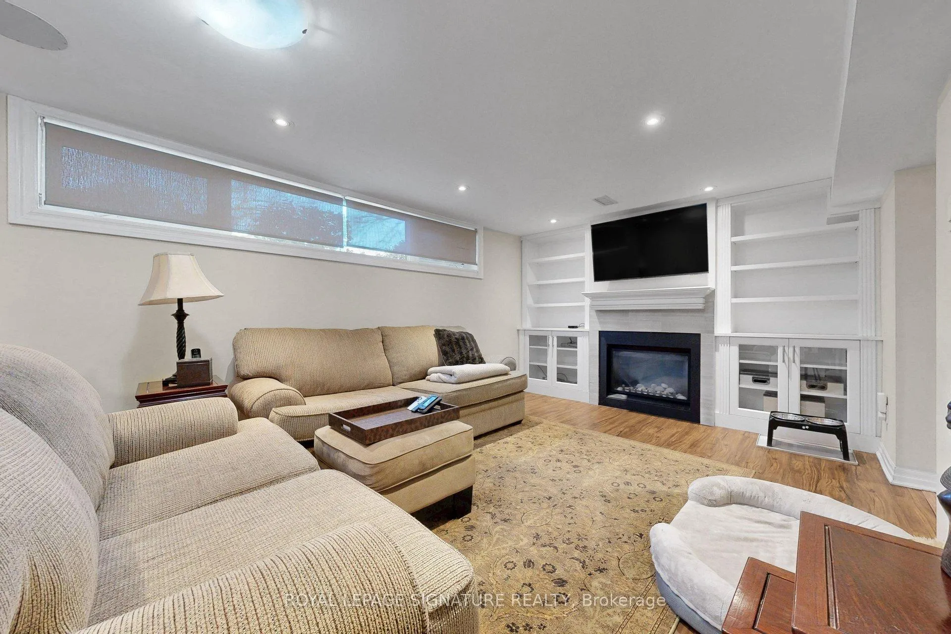 Photo 35 of 16 Renault Crescent, Etobicoke, Humber Heights — HOMEH