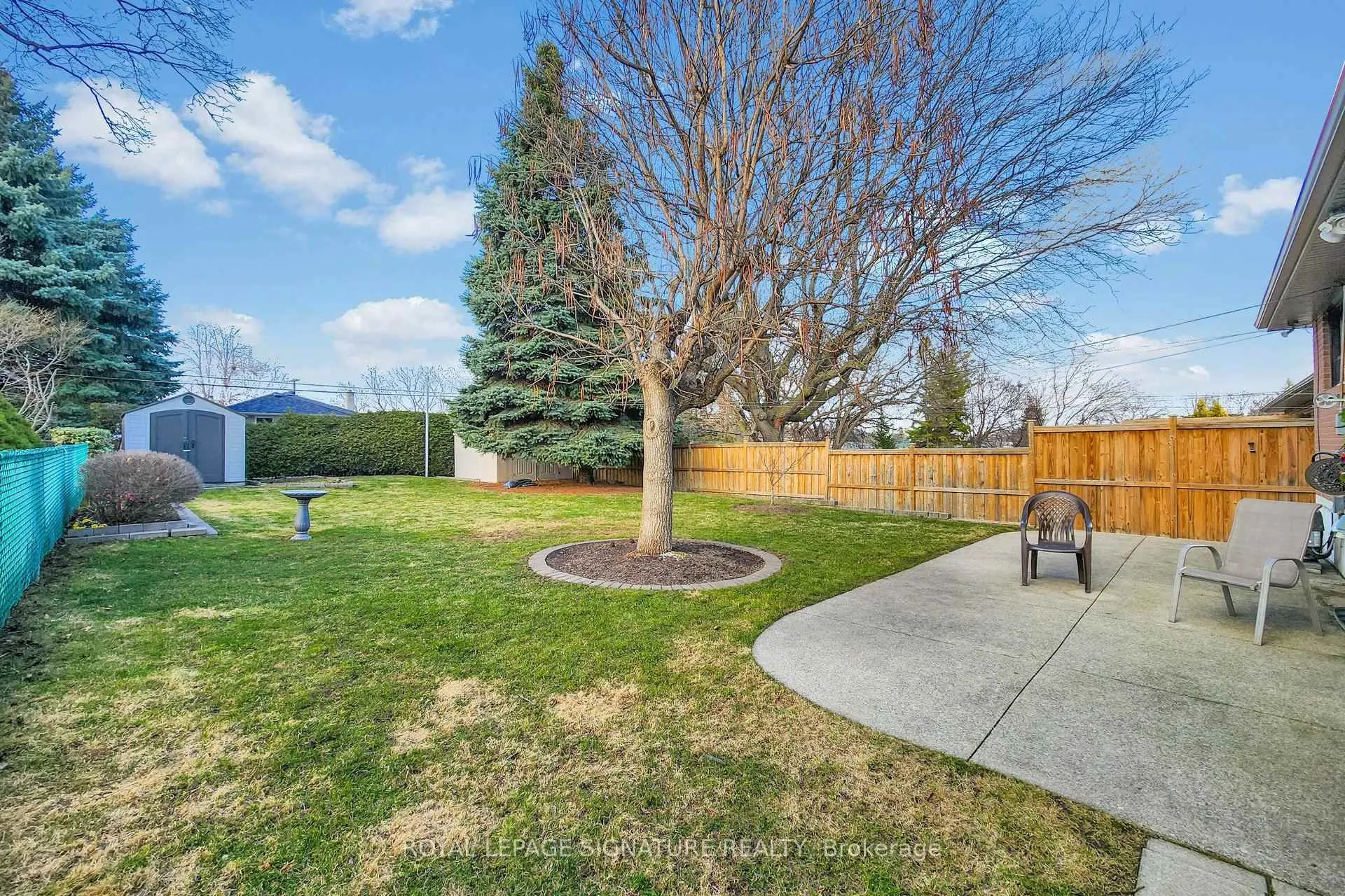 Photo 45 of 16 Renault Crescent, Etobicoke, Humber Heights — HOMEH
