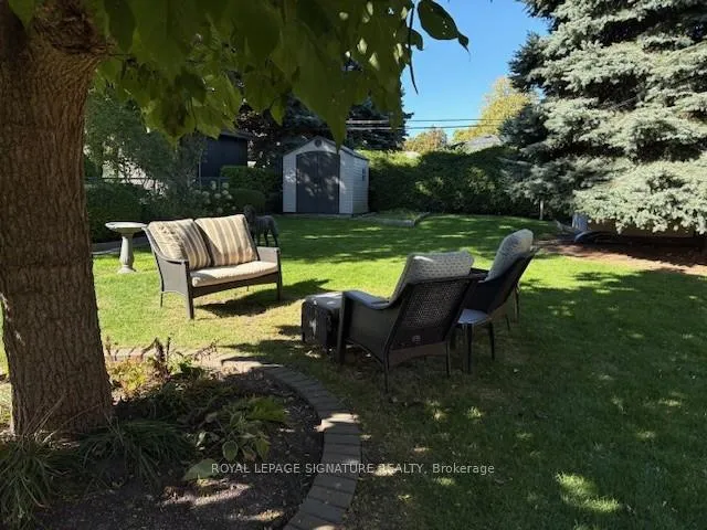 Photo 47 of 16 Renault Crescent, Etobicoke, Humber Heights — HOMEH