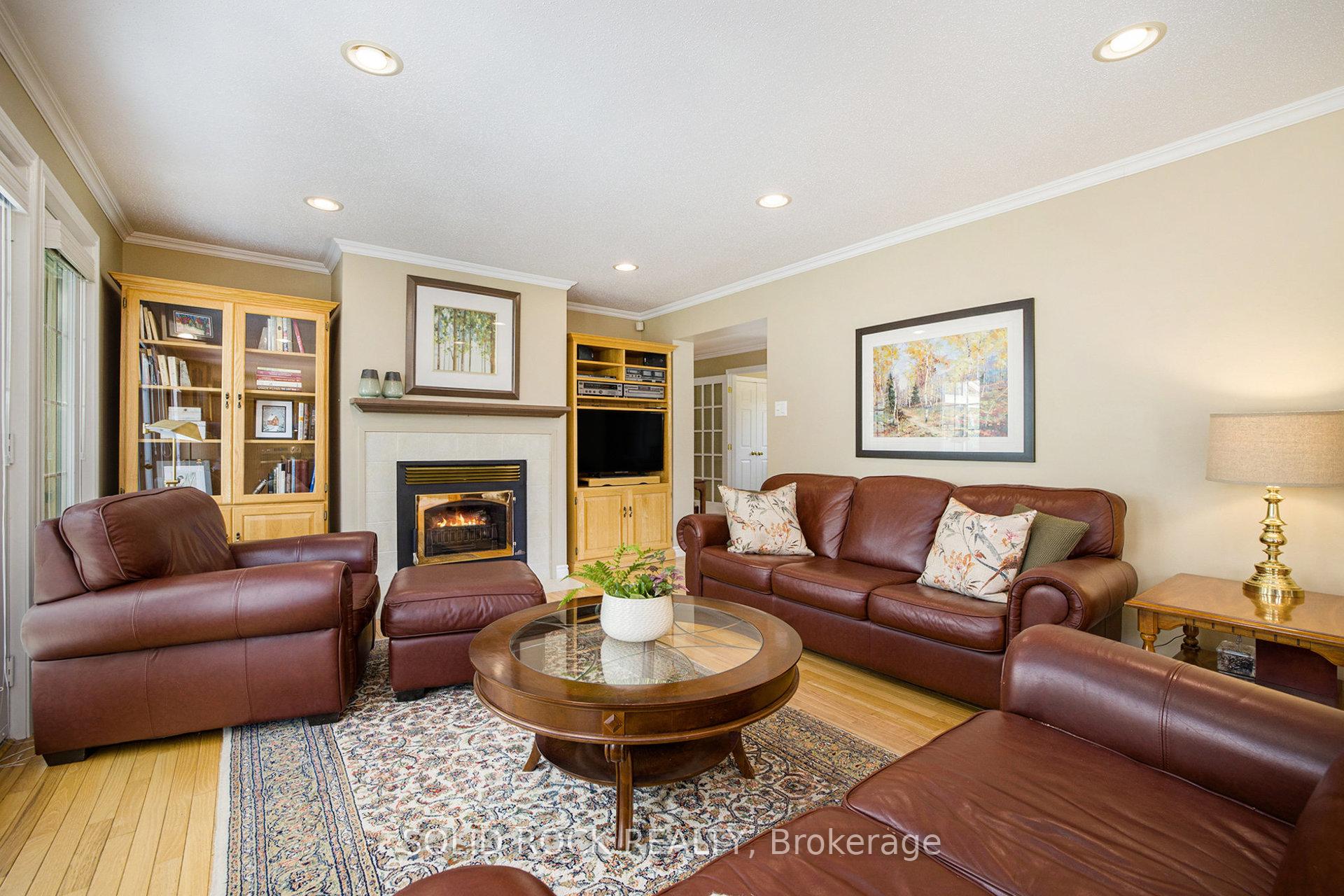 Photo 8 of 135 Delaney Drive, Ottawa, Huntley Ward (South West) — HOMEH