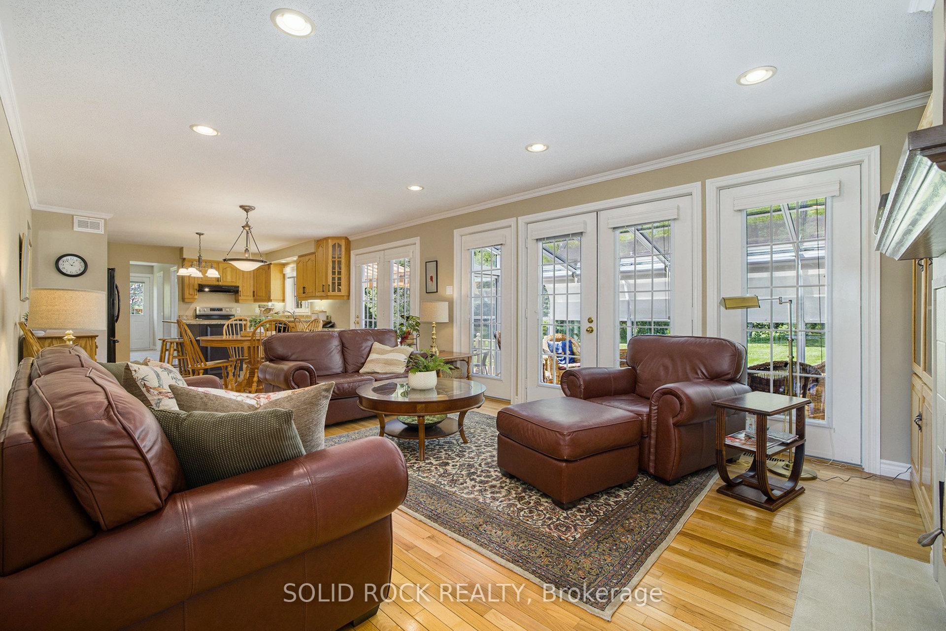 Photo 9 of 135 Delaney Drive, Ottawa, Huntley Ward (South West) — HOMEH