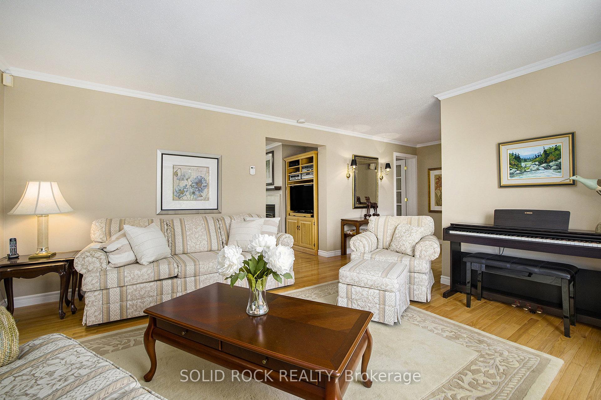 Photo 17 of 135 Delaney Drive, Ottawa, Huntley Ward (South West) — HOMEH