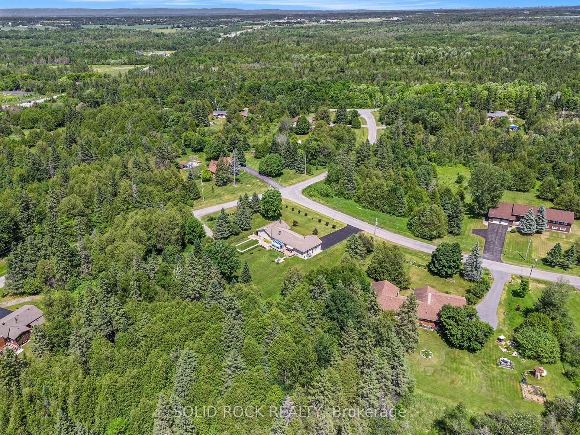 Photo 39 of 135 Delaney Drive, Ottawa, Huntley Ward (South West) — HOMEH