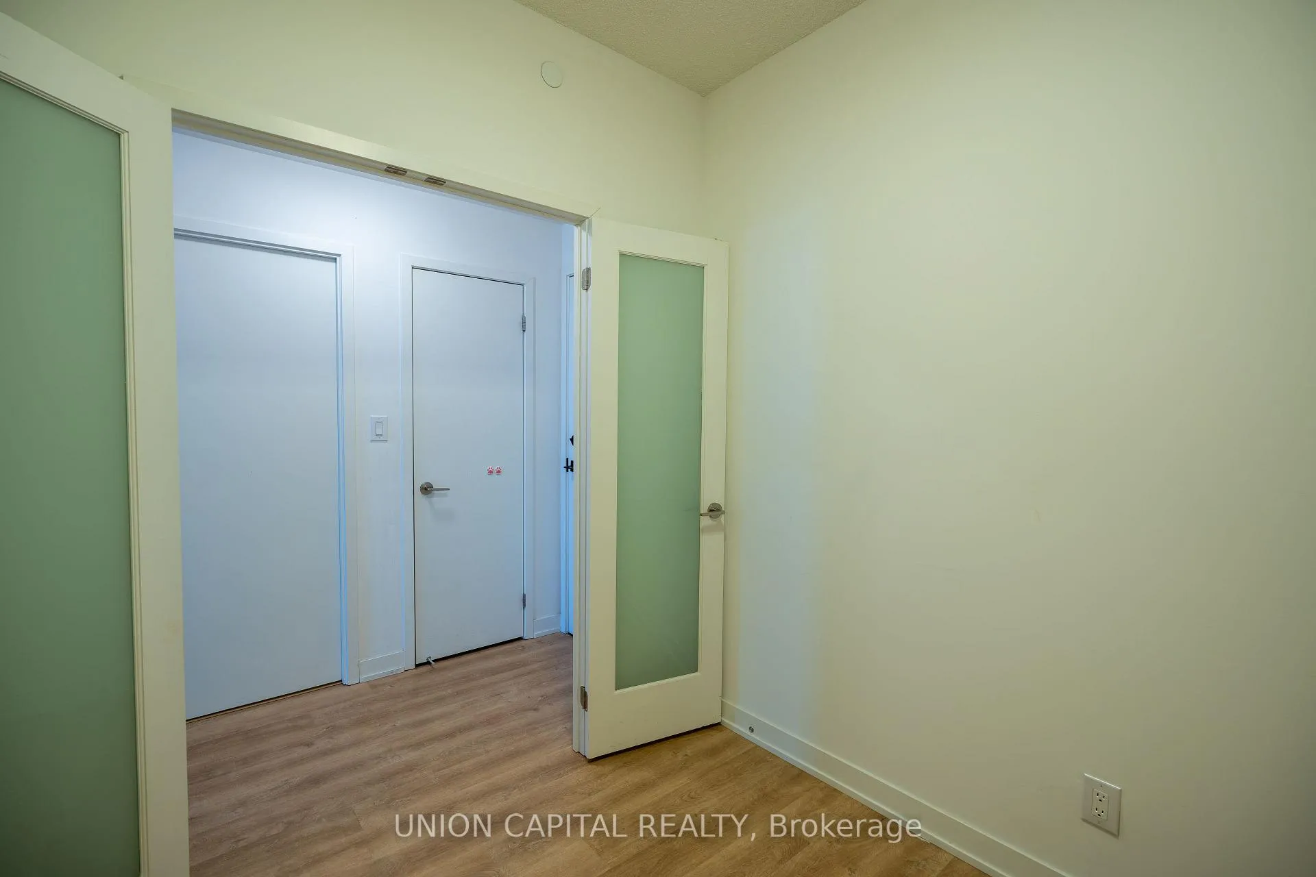 Photo 4 of Unit 1106, 8119 Birchmount Road, Markham, Unionville — HOMEH
