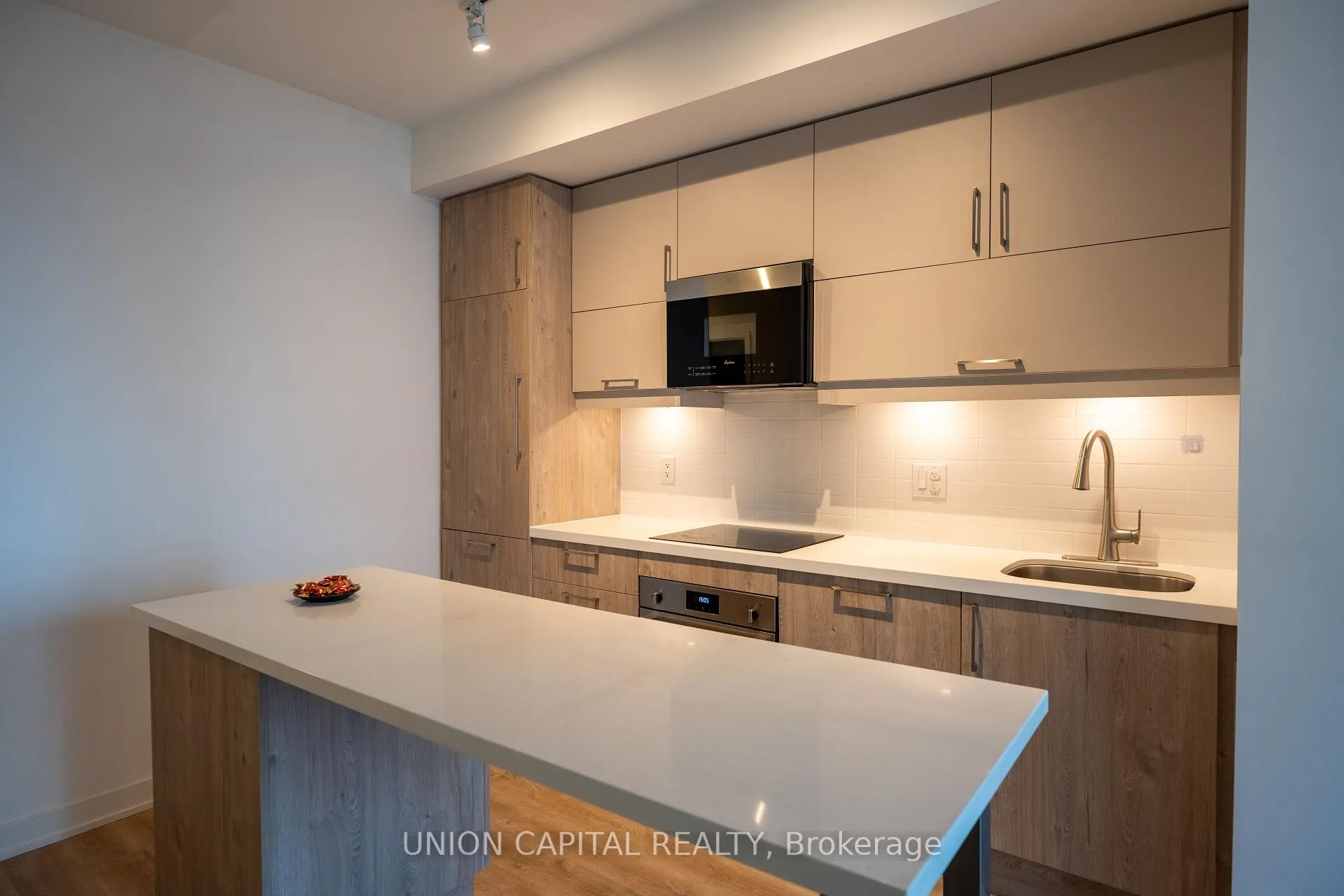 Photo 8 of Unit 1106, 8119 Birchmount Road, Markham, Unionville — HOMEH