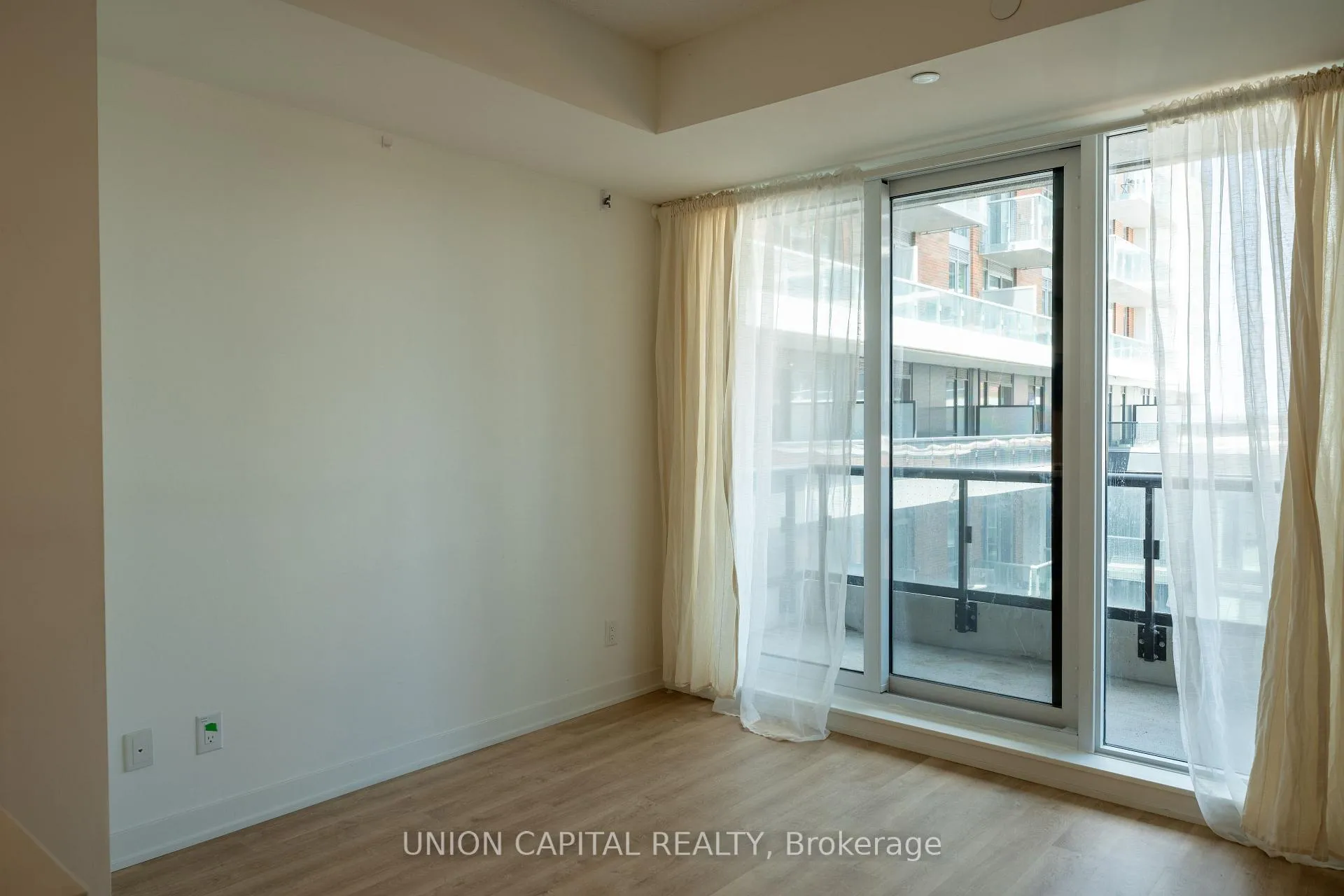 Photo 10 of Unit 1106, 8119 Birchmount Road, Markham, Unionville — HOMEH