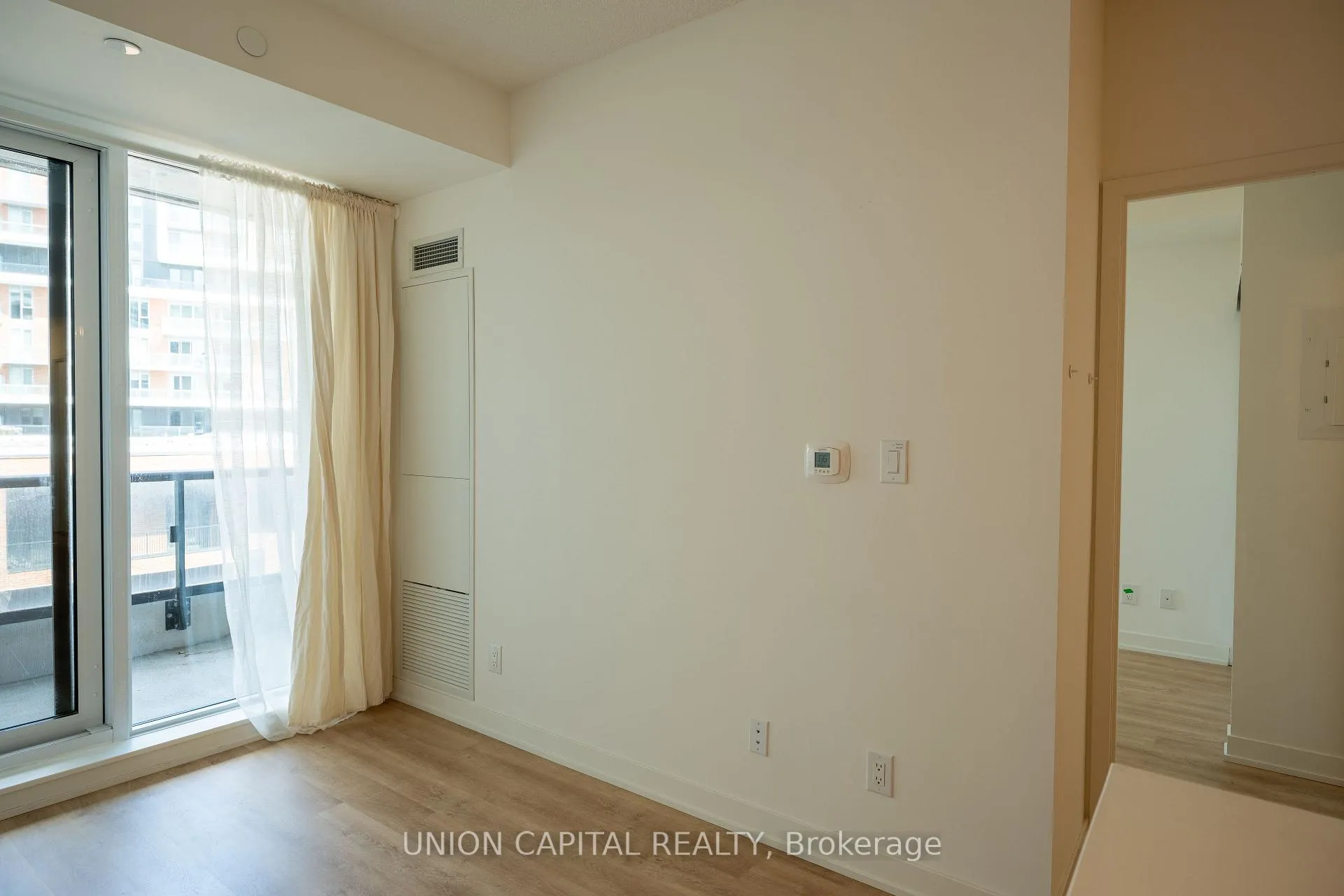 Photo 11 of Unit 1106, 8119 Birchmount Road, Markham, Unionville — HOMEH