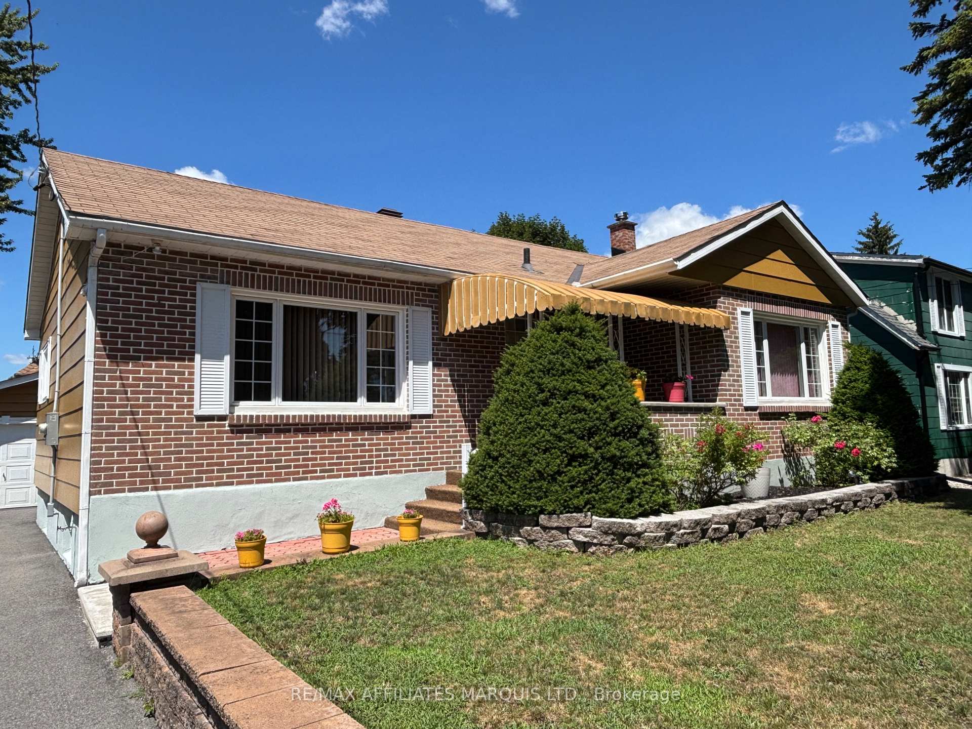 Photo 3 of 1113 Osborne Avenue, Cornwall — HOMEH