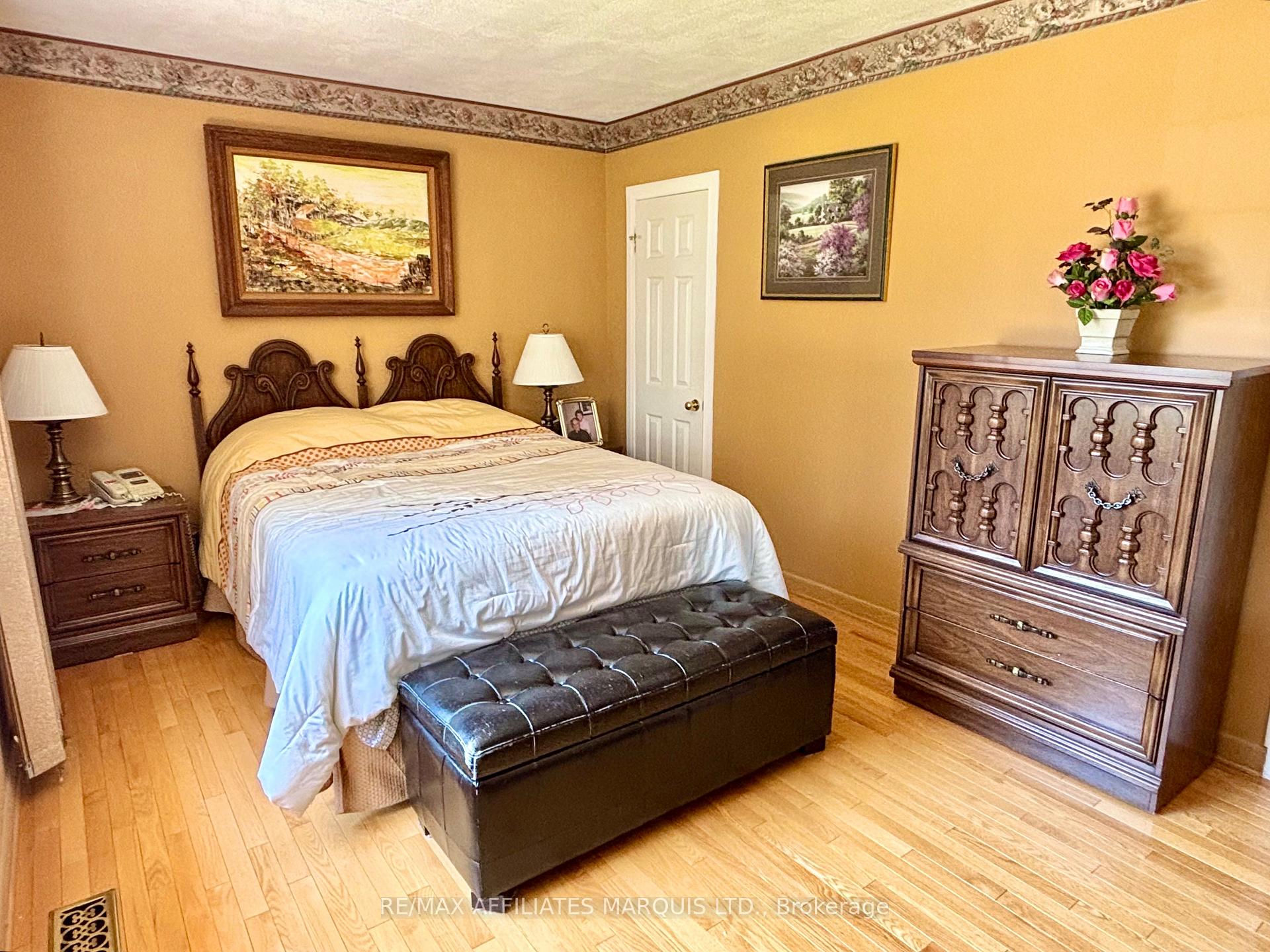 Photo 11 of 1113 Osborne Avenue, Cornwall — HOMEH