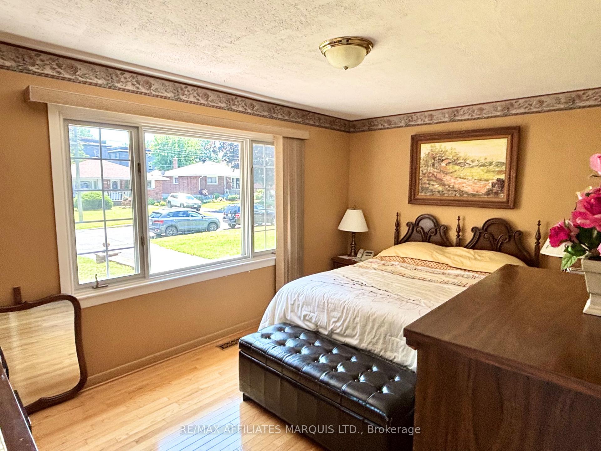 Photo 12 of 1113 Osborne Avenue, Cornwall — HOMEH