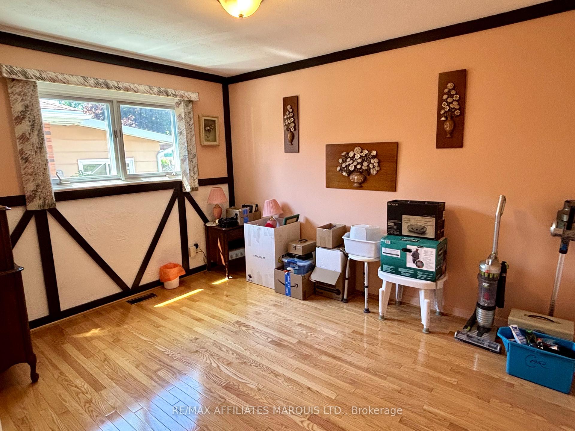 Photo 14 of 1113 Osborne Avenue, Cornwall — HOMEH