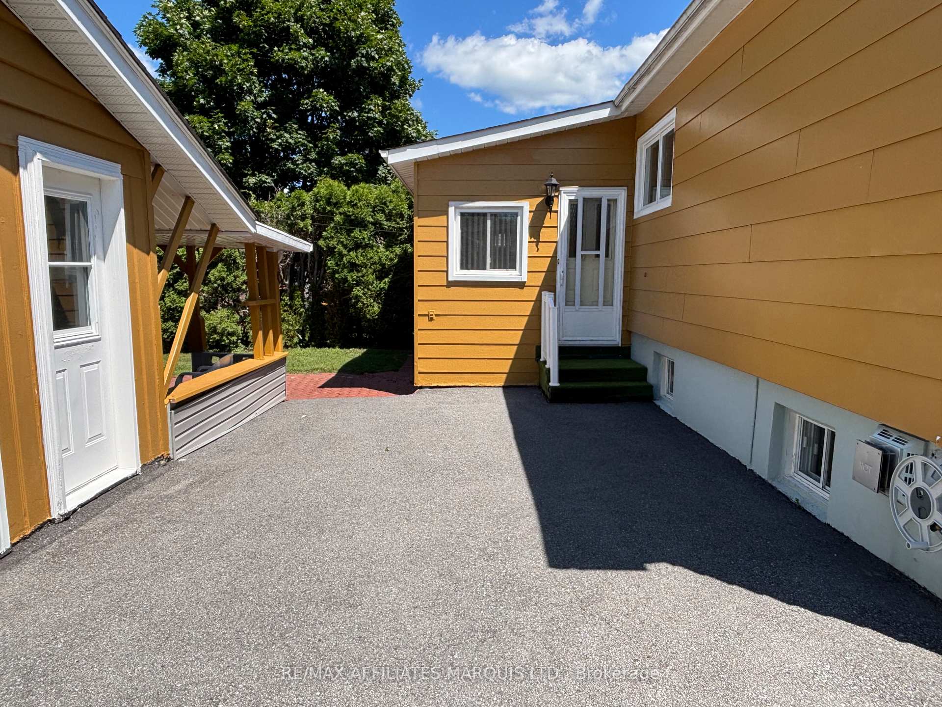 Photo 30 of 1113 Osborne Avenue, Cornwall — HOMEH