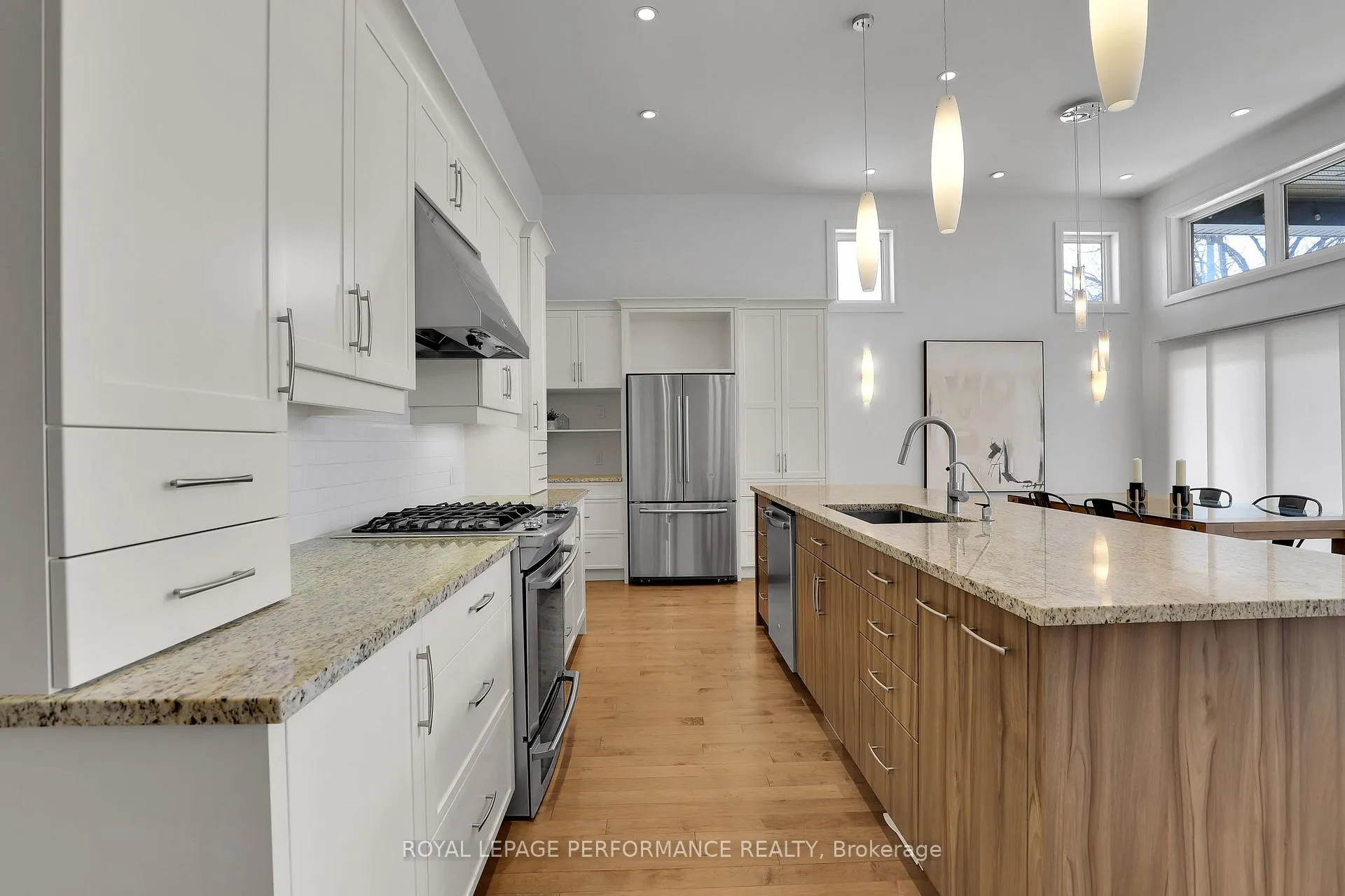 Photo 16 of 32 Moore Street, Ottawa, Richmond — HOMEH