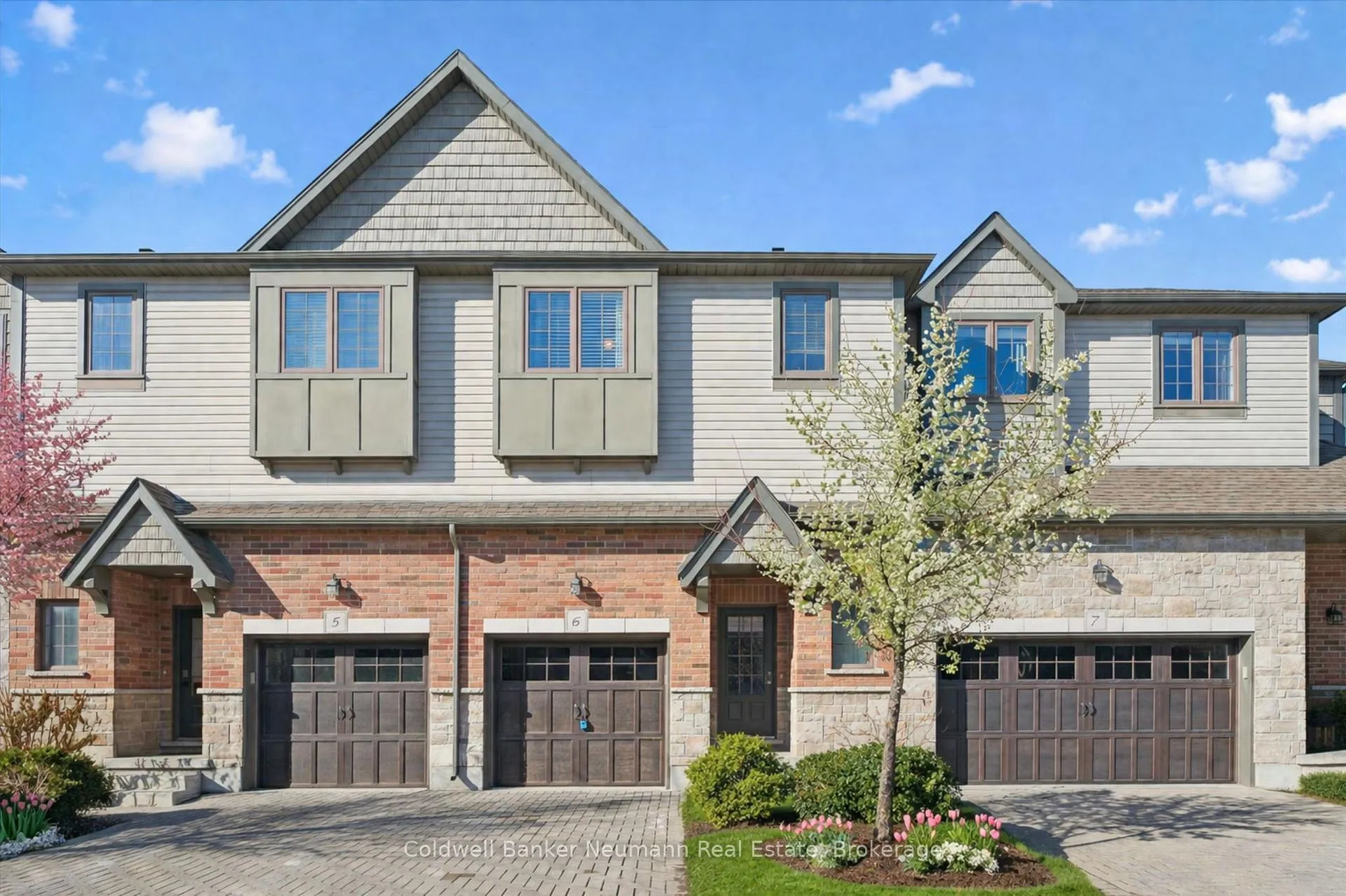 Photo 1 of Unit 6, 146 Downey Road, Guelph, Kortright Hills — HOMEH