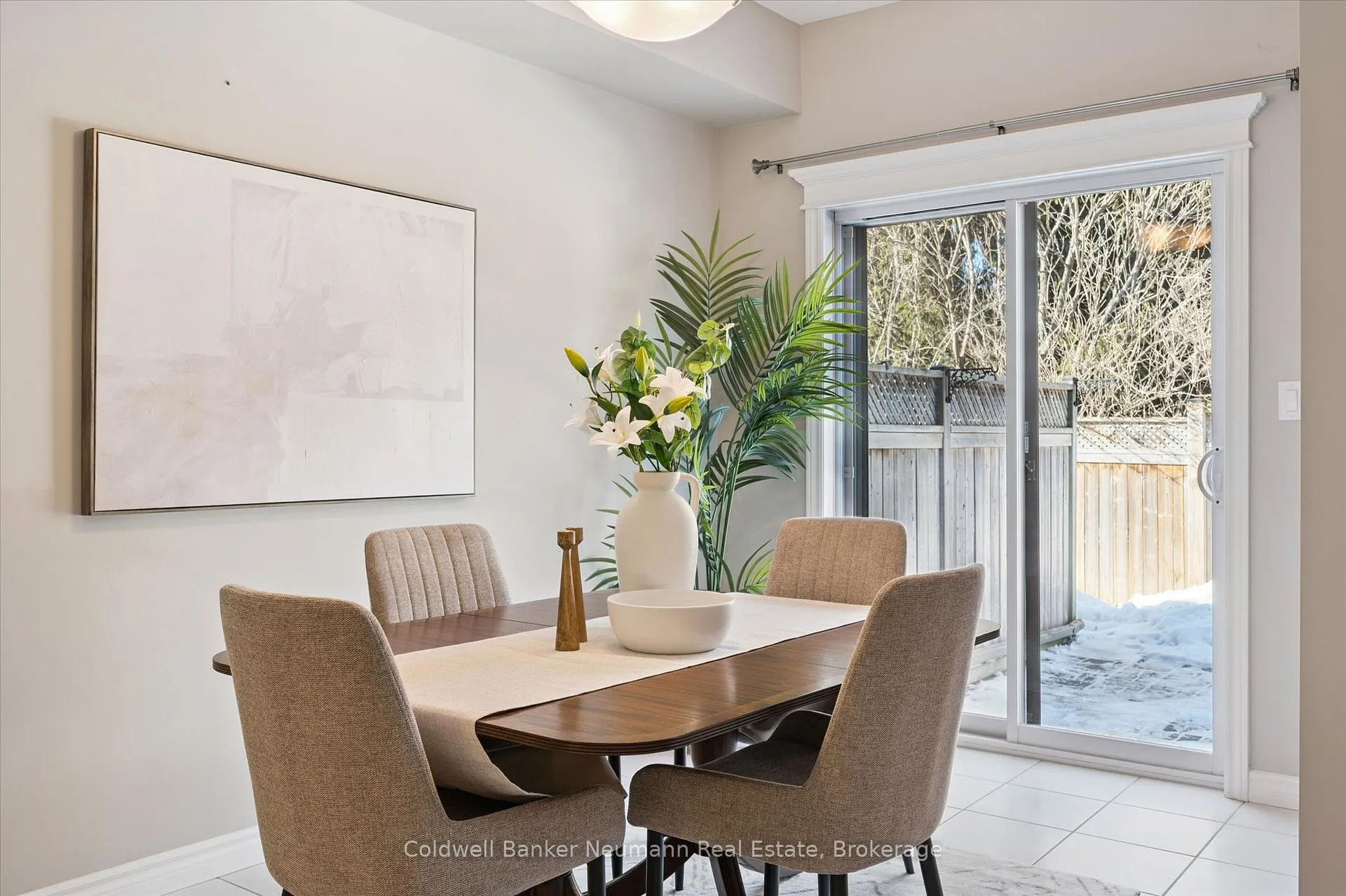 Photo 5 of Unit 6, 146 Downey Road, Guelph, Kortright Hills — HOMEH