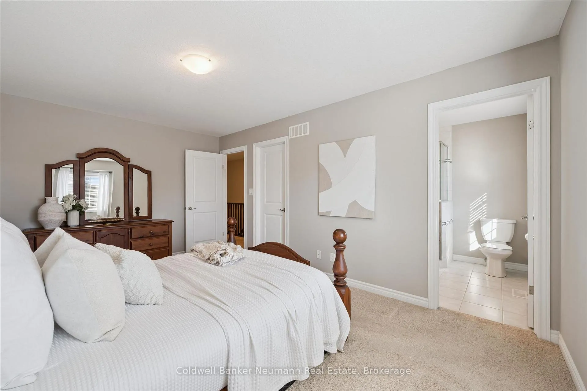 Photo 16 of Unit 6, 146 Downey Road, Guelph, Kortright Hills — HOMEH