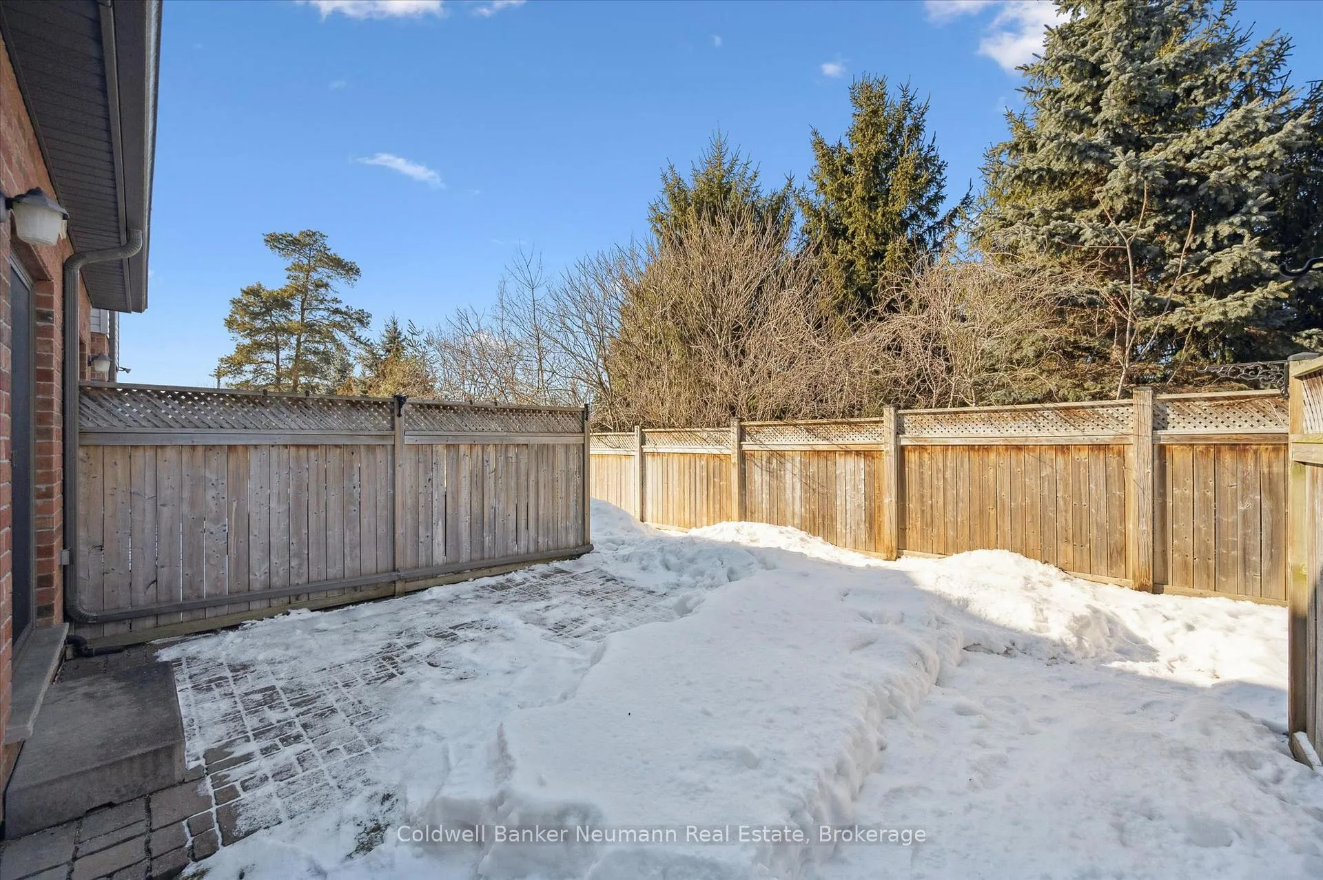 Photo 20 of Unit 6, 146 Downey Road, Guelph, Kortright Hills — HOMEH