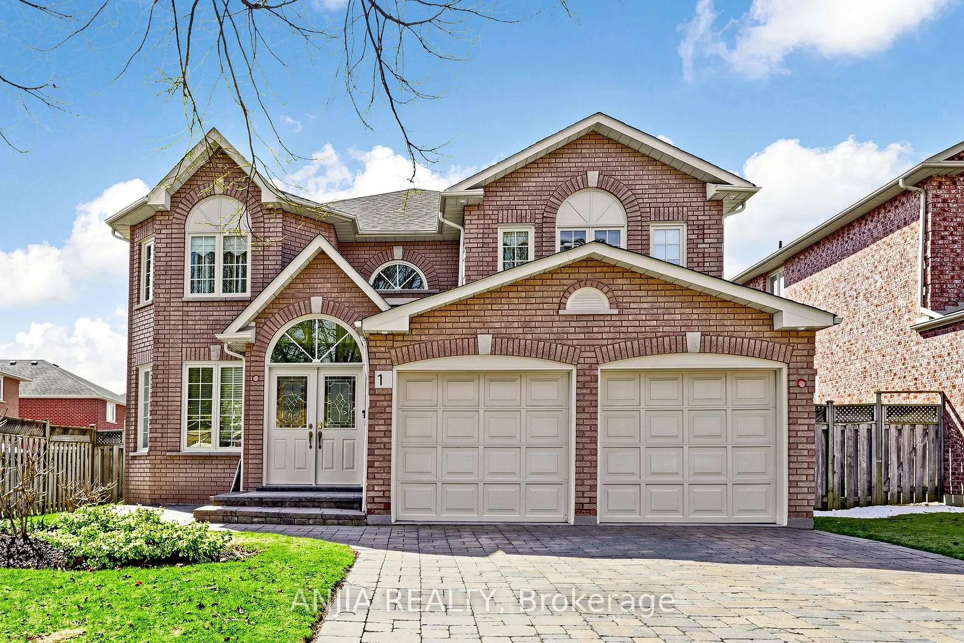 Photo 2 of 84 Havagal Crescent, Markham, Markville — HOMEH