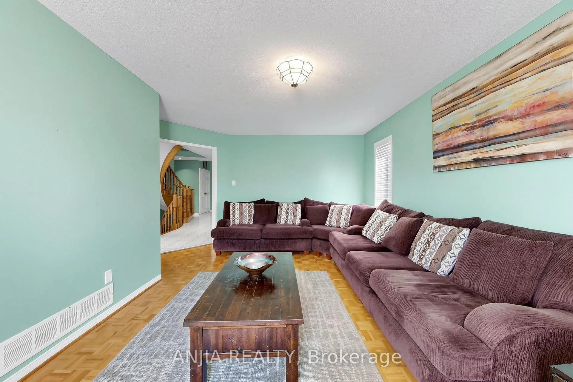 Photo 9 of 84 Havagal Crescent, Markham, Markville — HOMEH