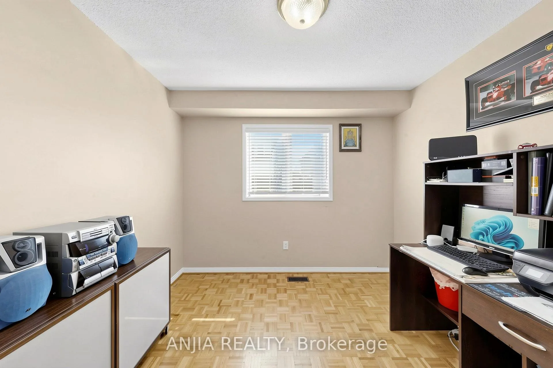 Photo 16 of 84 Havagal Crescent, Markham, Markville — HOMEH