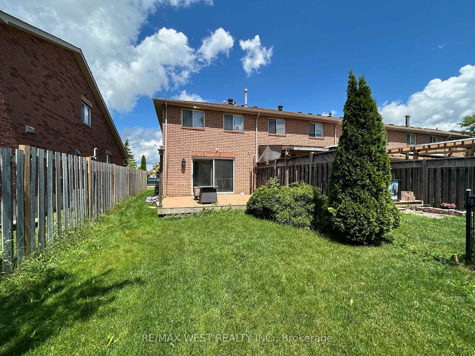 Photo 8 of 15 Seymour Crescent, Barrie, Holly — HOMEH