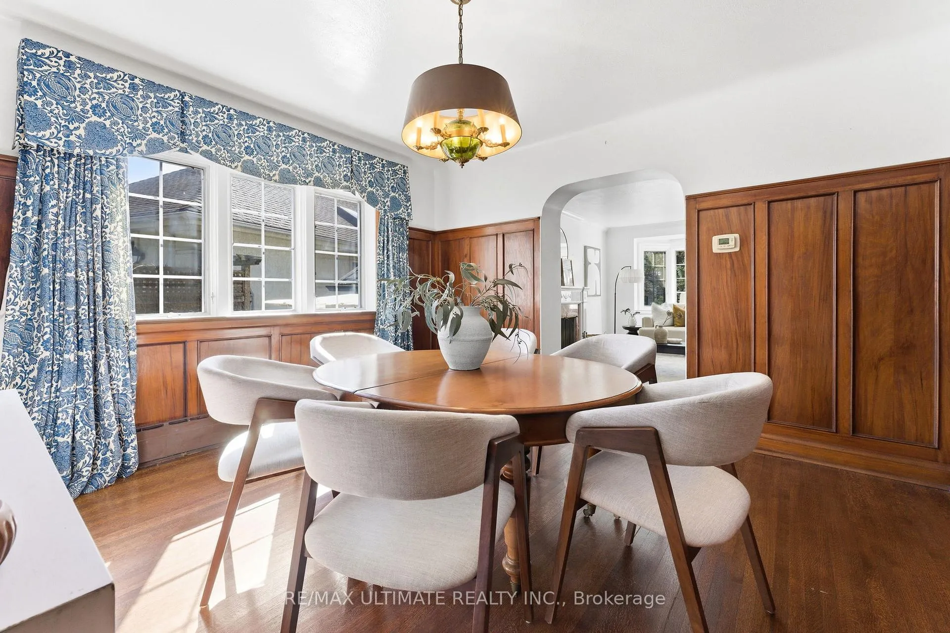 Photo 12 of 222 Chaplin Crescent, Toronto, Forest Hill South — HOMEH
