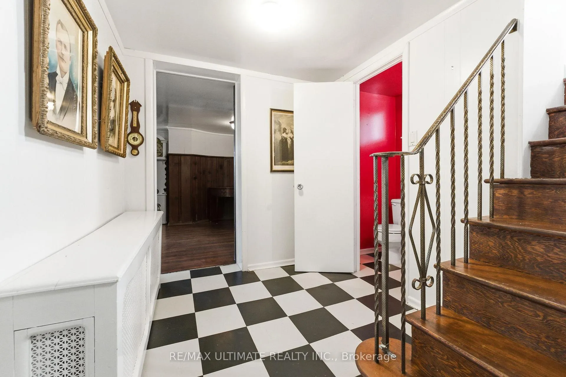 Photo 24 of 222 Chaplin Crescent, Toronto, Forest Hill South — HOMEH