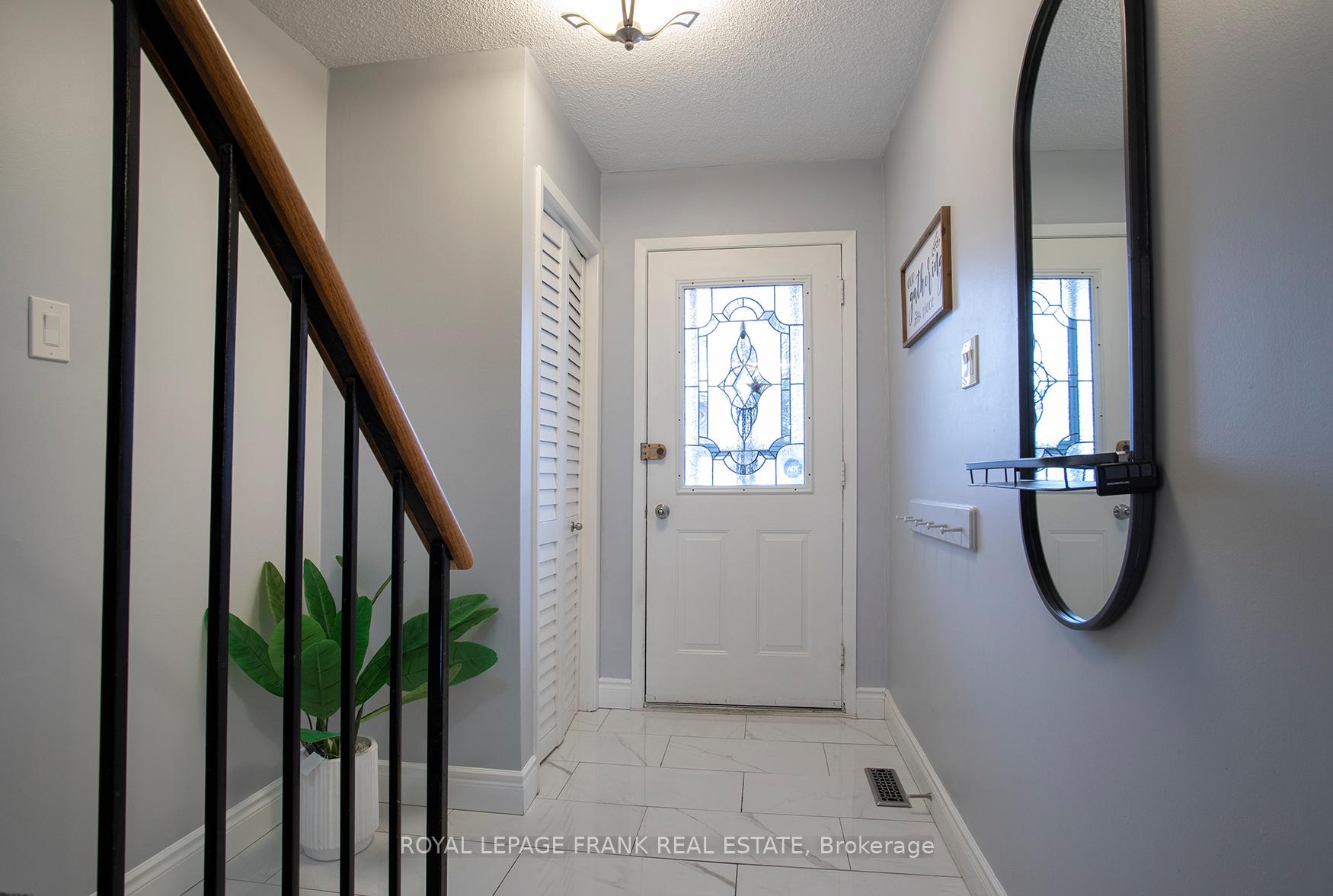 Photo 2 of 28 Hewitt Crescent, Ajax, South East — HOMEH