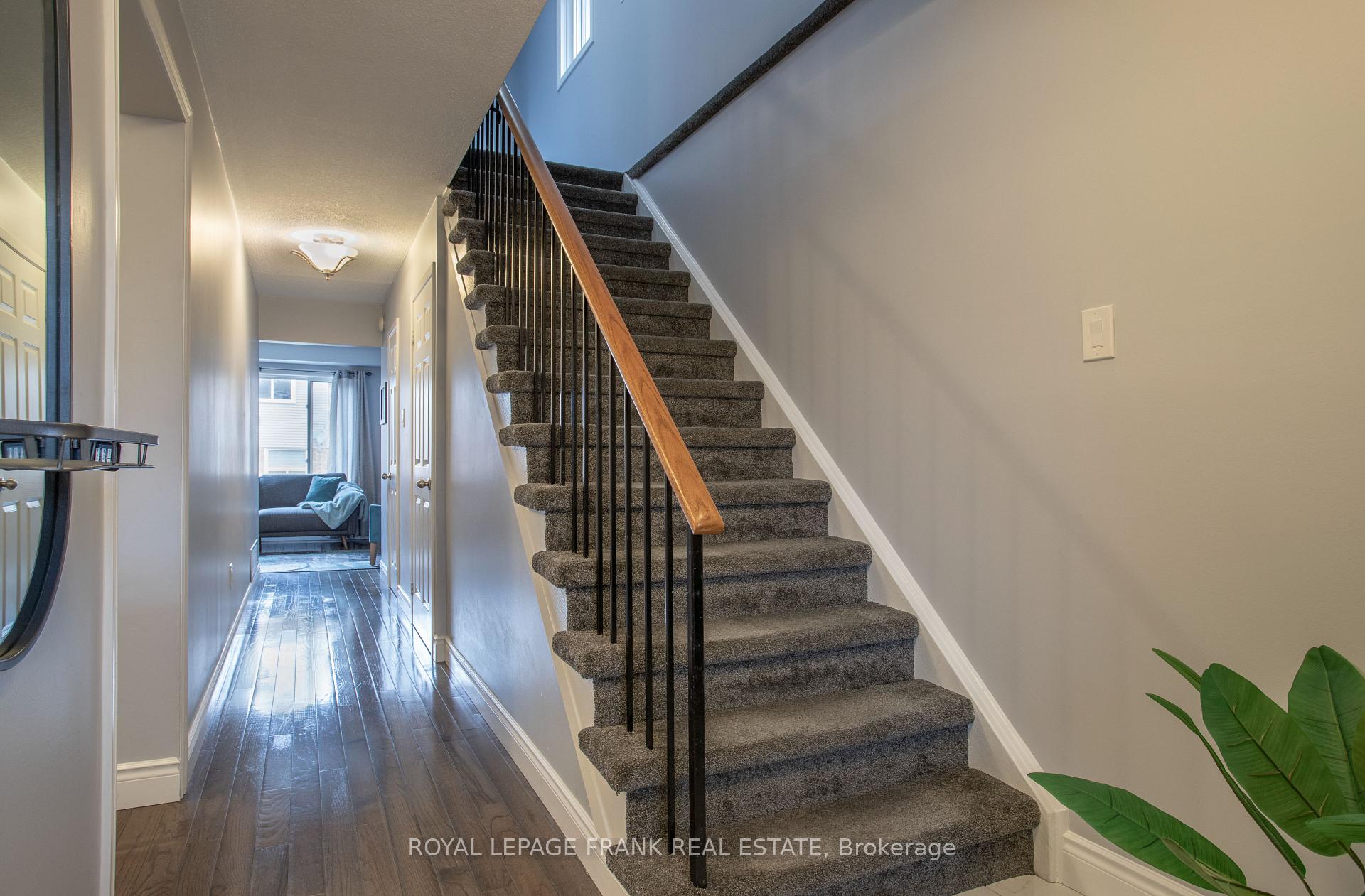 Photo 3 of 28 Hewitt Crescent, Ajax, South East — HOMEH