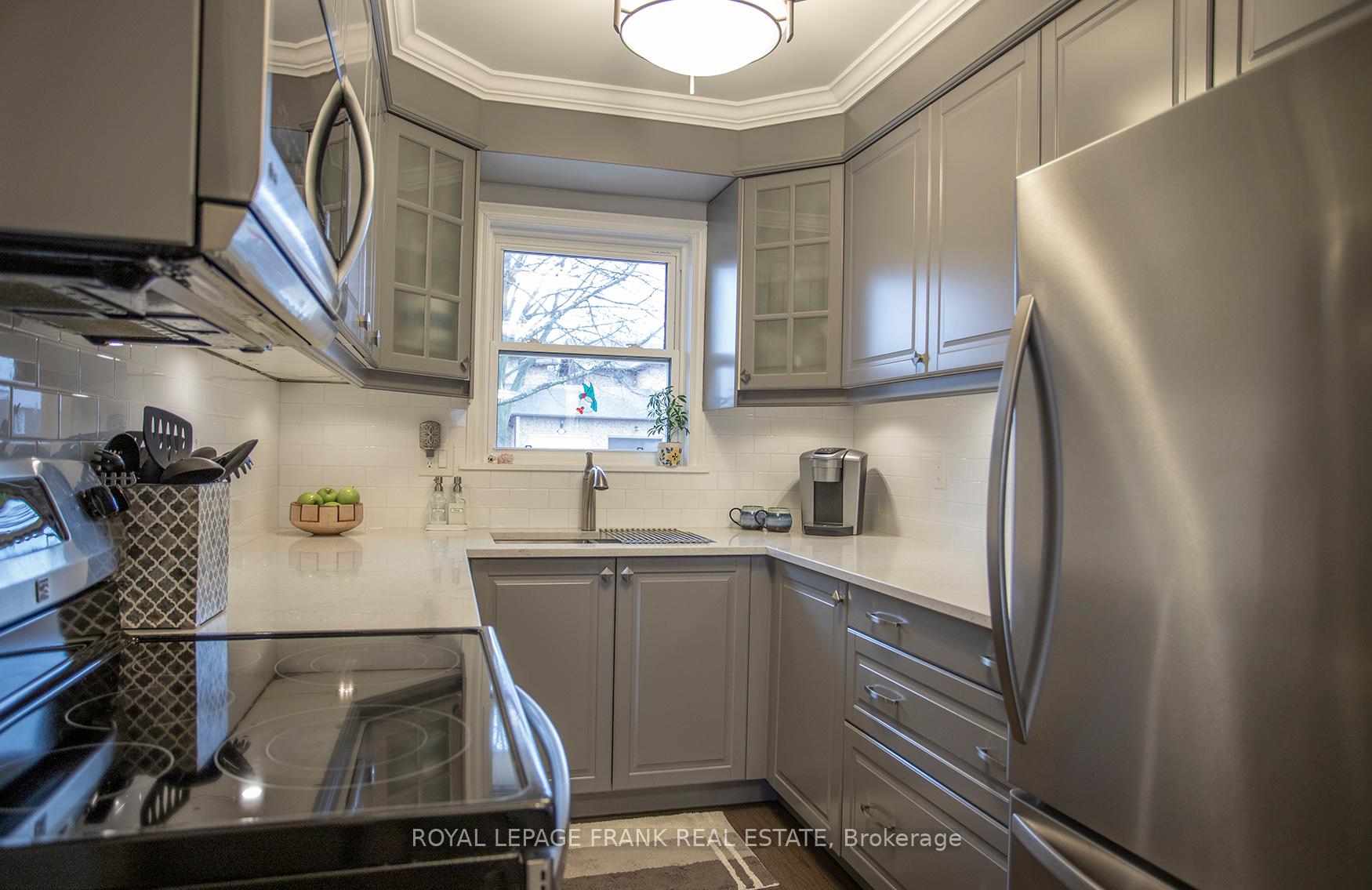 Photo 5 of 28 Hewitt Crescent, Ajax, South East — HOMEH