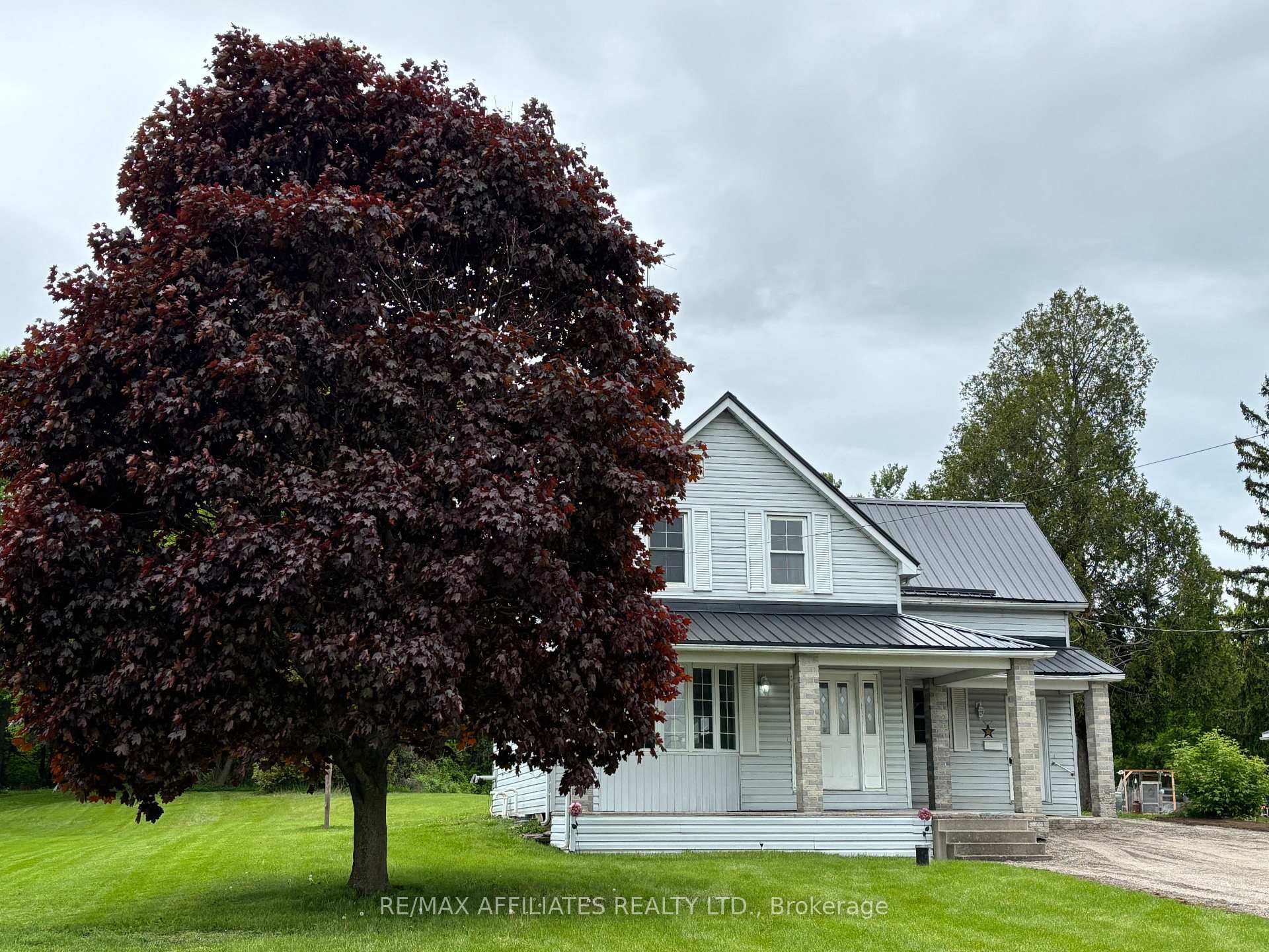 Photo 1 of 56 Centre Street, Edwardsburgh/Cardinal, Edwardsburgh/Cardinal Twp — HOMEH