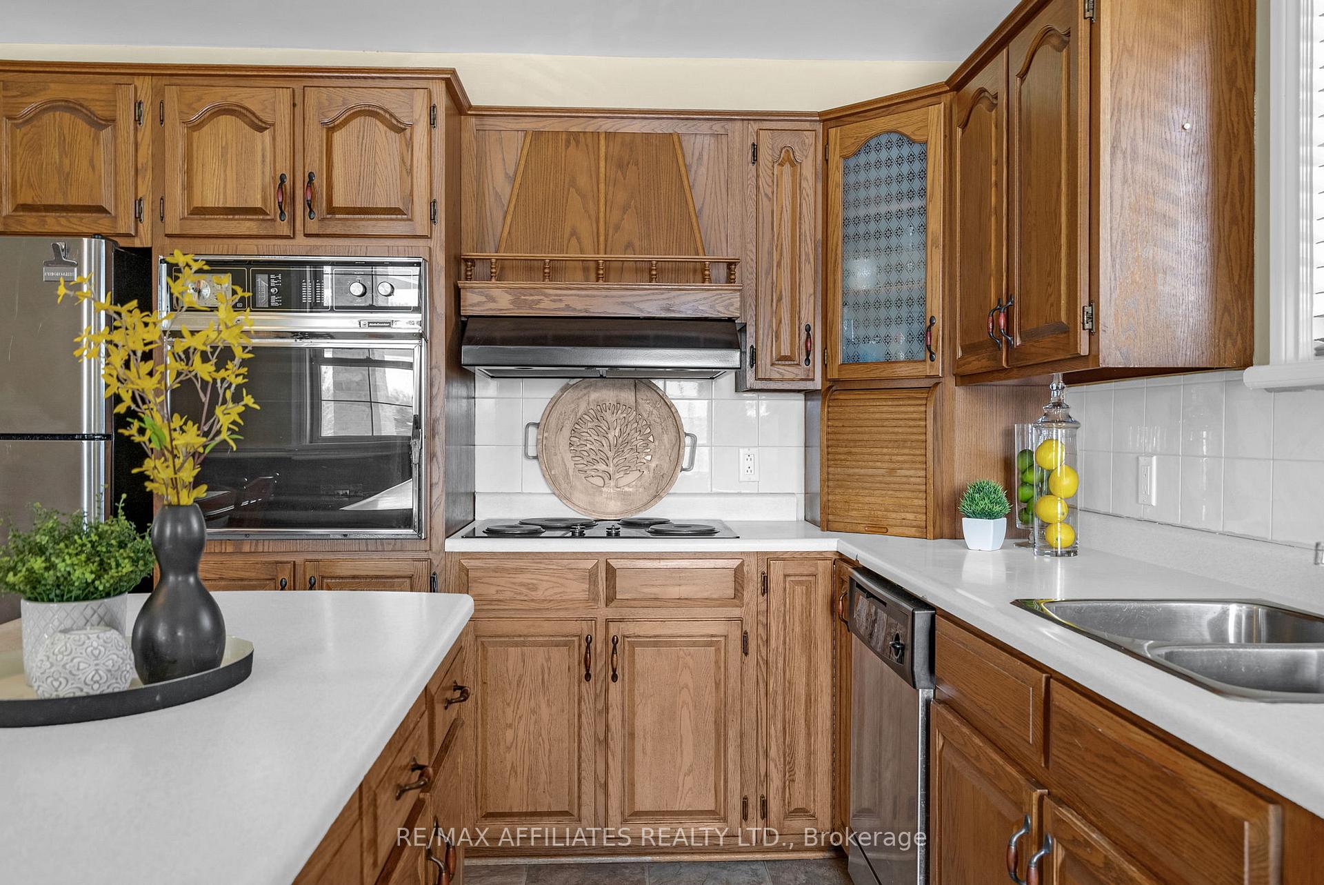 Photo 4 of 56 Centre Street, Edwardsburgh/Cardinal, Edwardsburgh/Cardinal Twp — HOMEH
