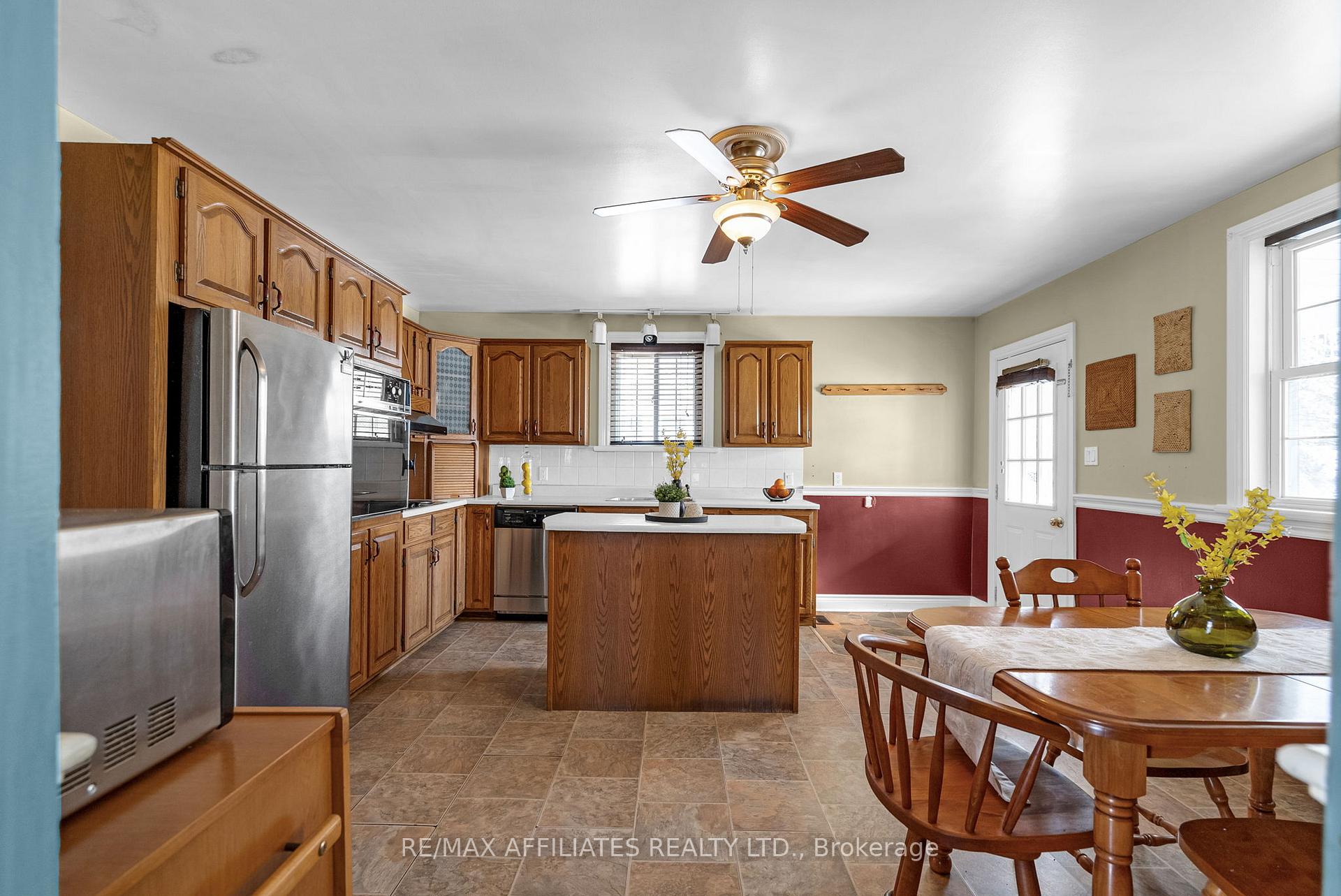 Photo 7 of 56 Centre Street, Edwardsburgh/Cardinal, Edwardsburgh/Cardinal Twp — HOMEH