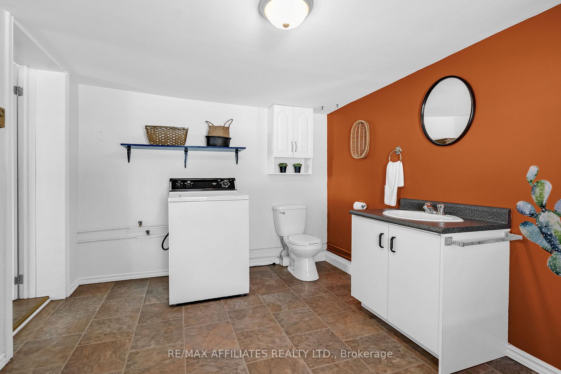 Photo 11 of 56 Centre Street, Edwardsburgh/Cardinal, Edwardsburgh/Cardinal Twp — HOMEH