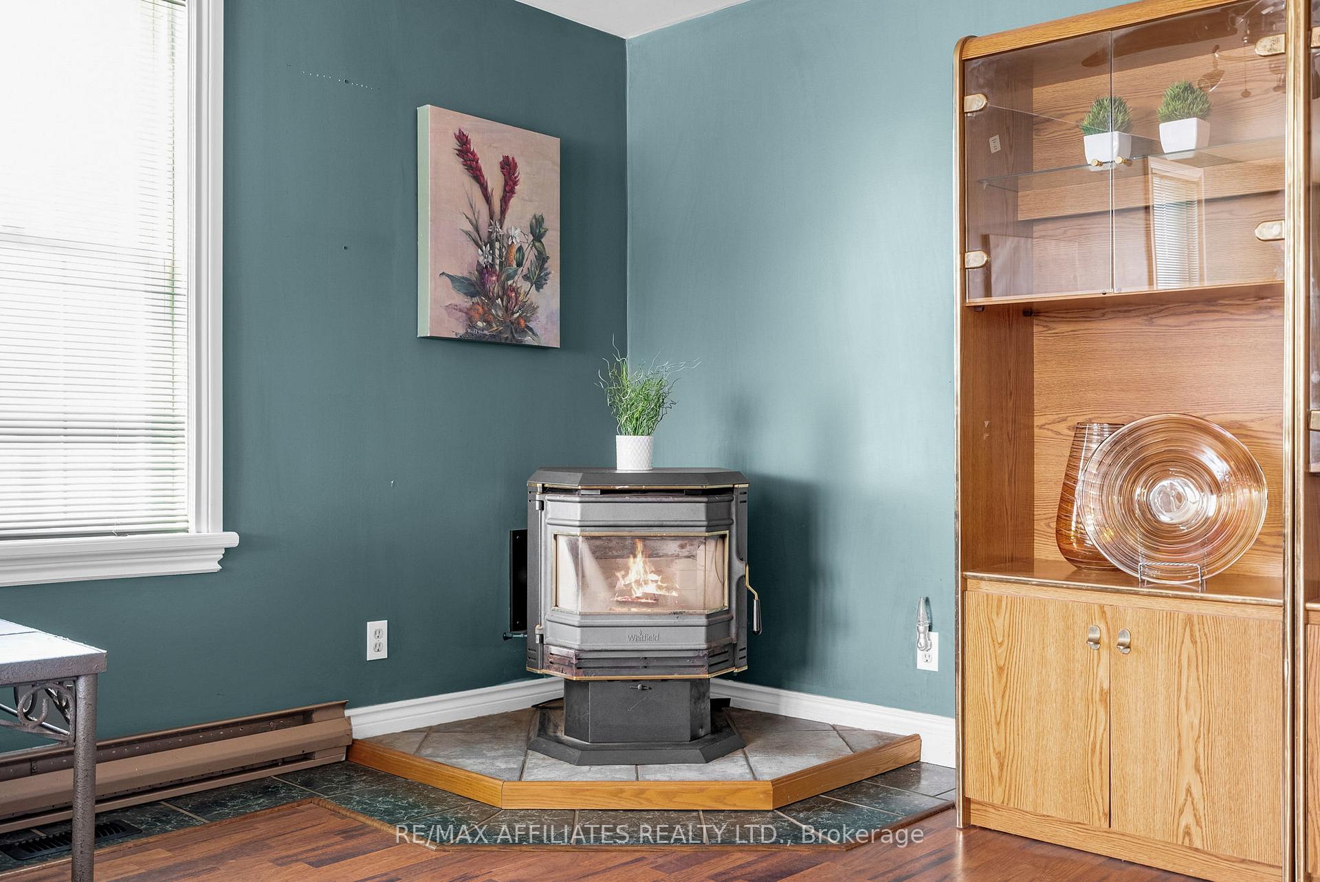 Photo 18 of 56 Centre Street, Edwardsburgh/Cardinal, Edwardsburgh/Cardinal Twp — HOMEH