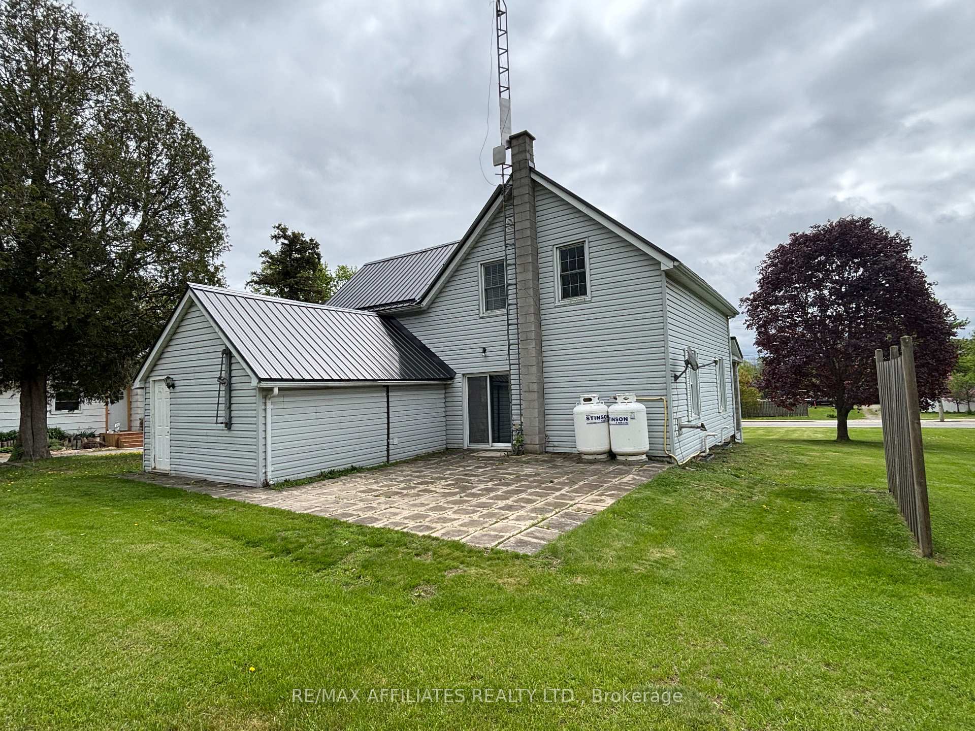 Photo 32 of 56 Centre Street, Edwardsburgh/Cardinal, Edwardsburgh/Cardinal Twp — HOMEH