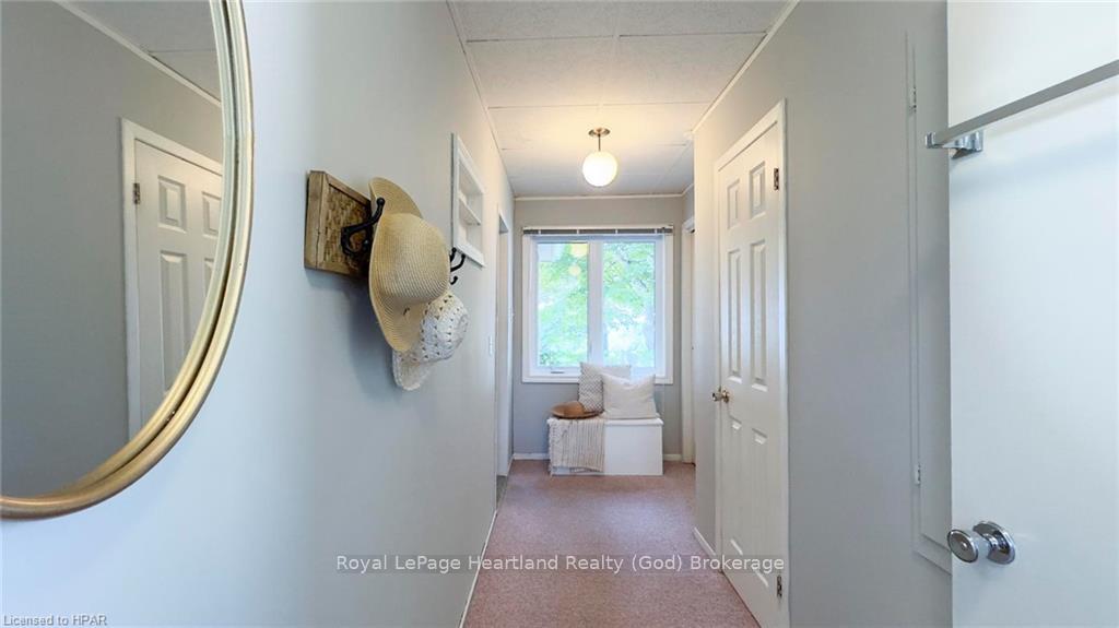 Photo 5 of 27 Bluewater Drive, Goderich, Goderich (Town) — HOMEH